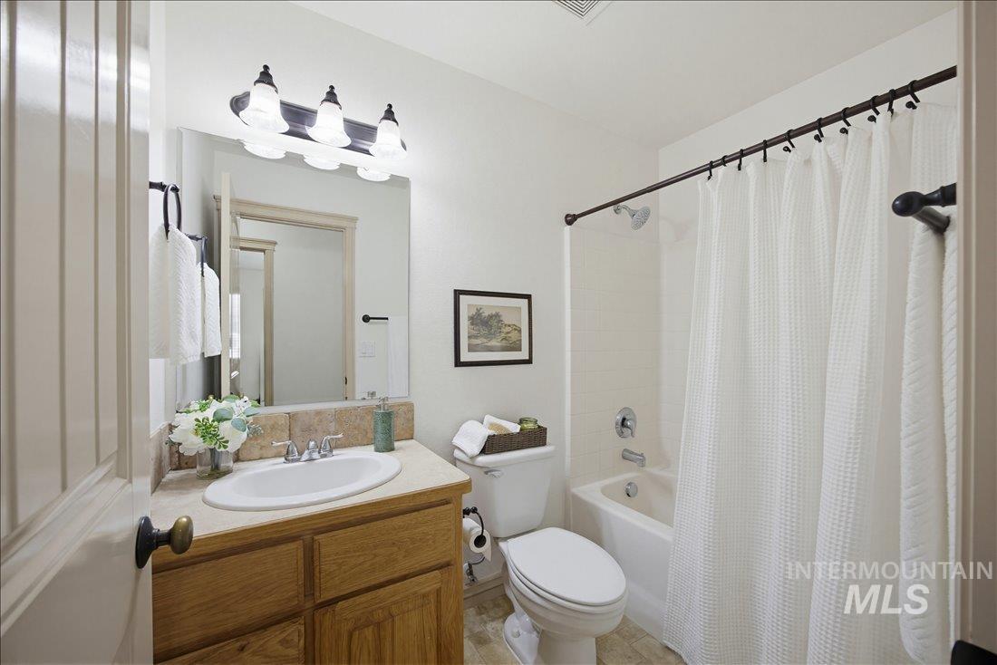14357 N Acapulco Way, Nampa, Idaho 83651, 3 Bedrooms, 2 Bathrooms, Residential For Sale, Price $419,900, 98987493