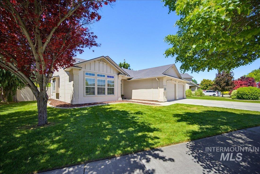 14357 N Acapulco Way, Nampa, Idaho 83651, 3 Bedrooms, 2 Bathrooms, Residential For Sale, Price $419,900, 98987493