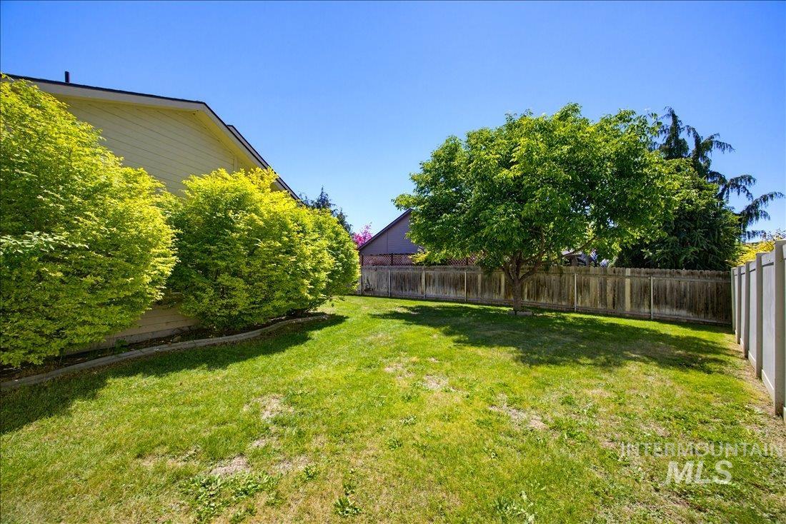 14357 N Acapulco Way, Nampa, Idaho 83651, 3 Bedrooms, 2 Bathrooms, Residential For Sale, Price $419,900, 98987493