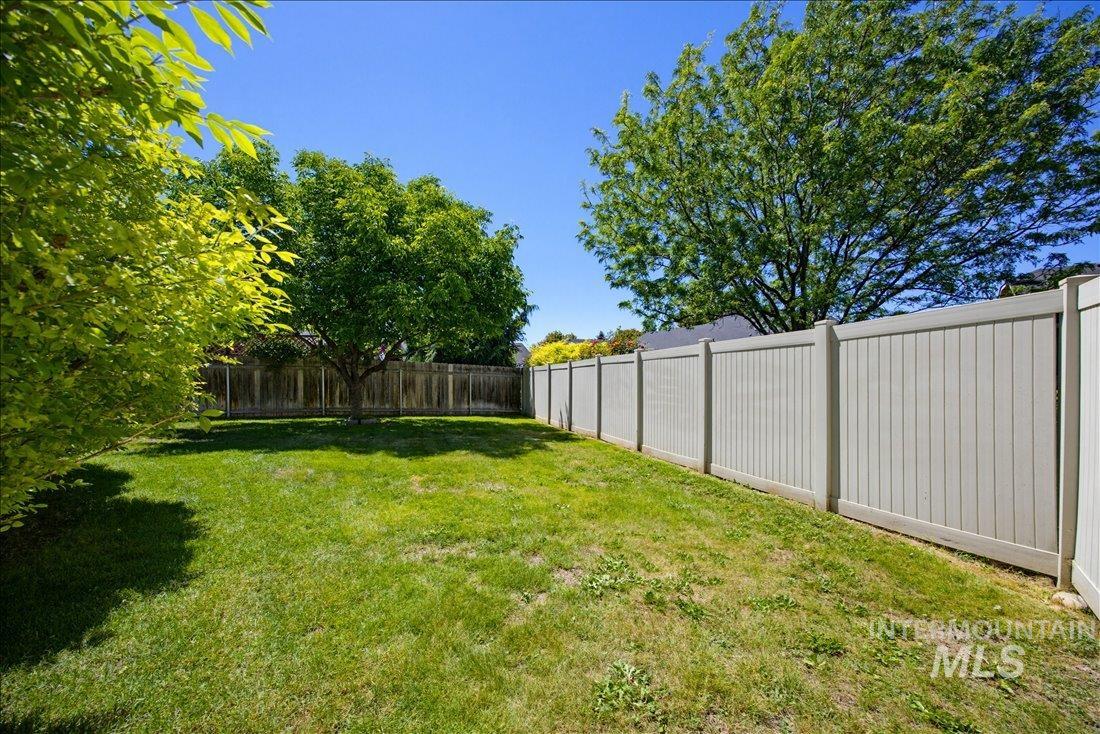 14357 N Acapulco Way, Nampa, Idaho 83651, 3 Bedrooms, 2 Bathrooms, Residential For Sale, Price $419,900, 98987493