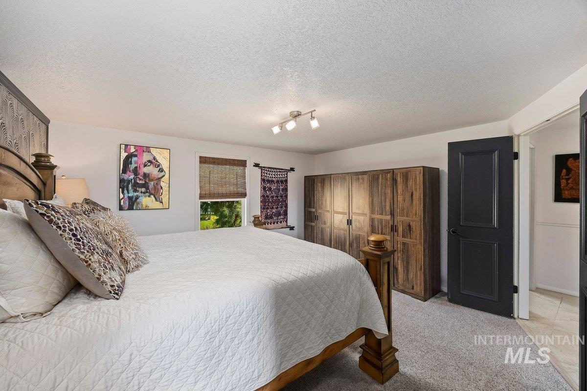 2174 Hillcrest Drive, Twin Falls, Idaho 83301, 4 Bedrooms, 2 Bathrooms, Residential For Sale, Price $495,000, 98987497