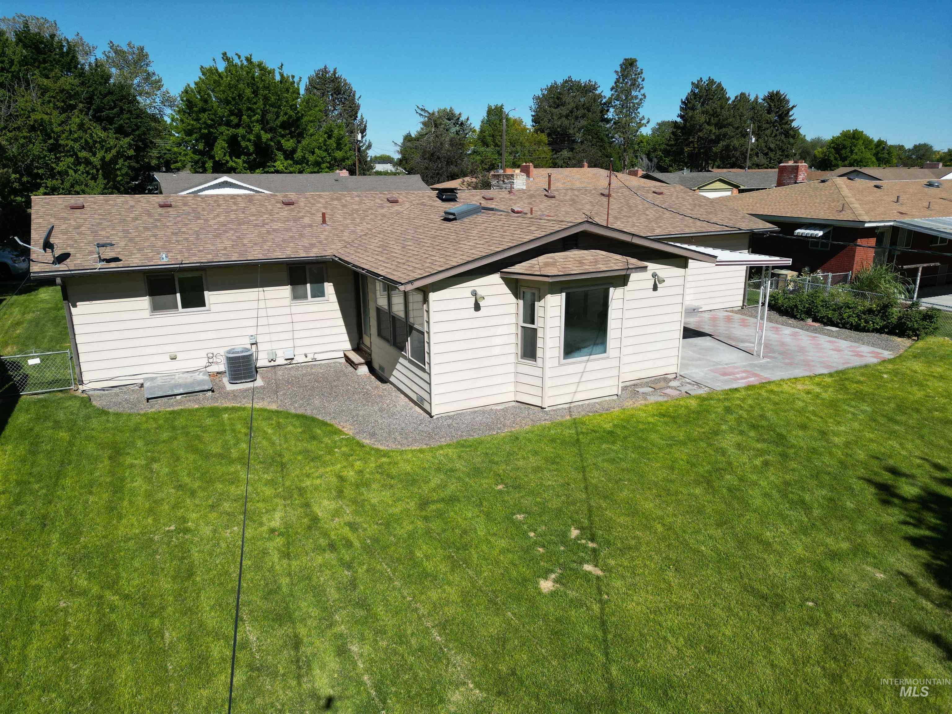 228 S Westwood, Nampa, Idaho 83686, 3 Bedrooms, 2 Bathrooms, Residential For Sale, Price $350,000, 98987500