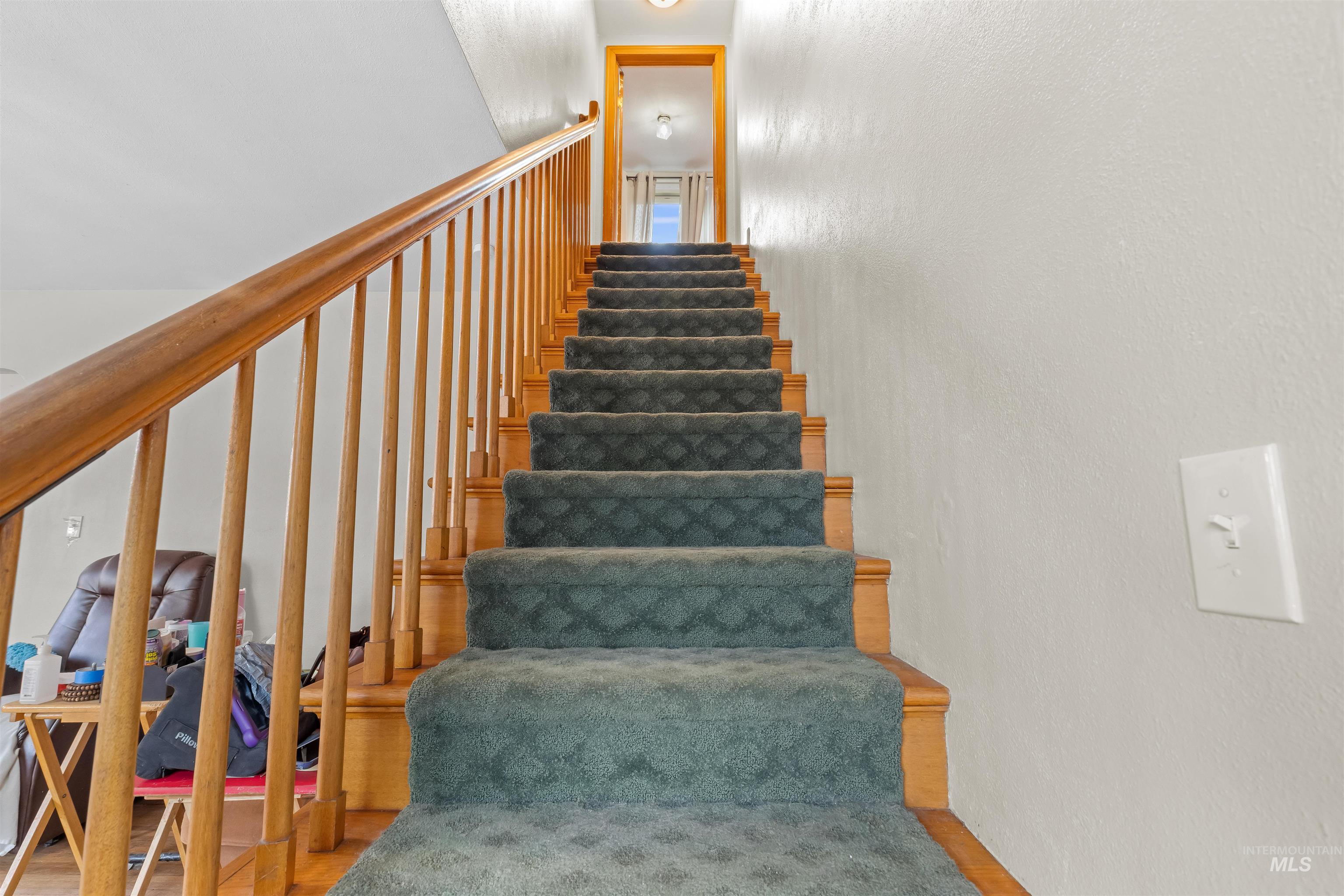 1022 10th Ave, Lewiston, Idaho 83501, 4 Bedrooms, 2 Bathrooms, Residential For Sale, Price $375,000, 98987504