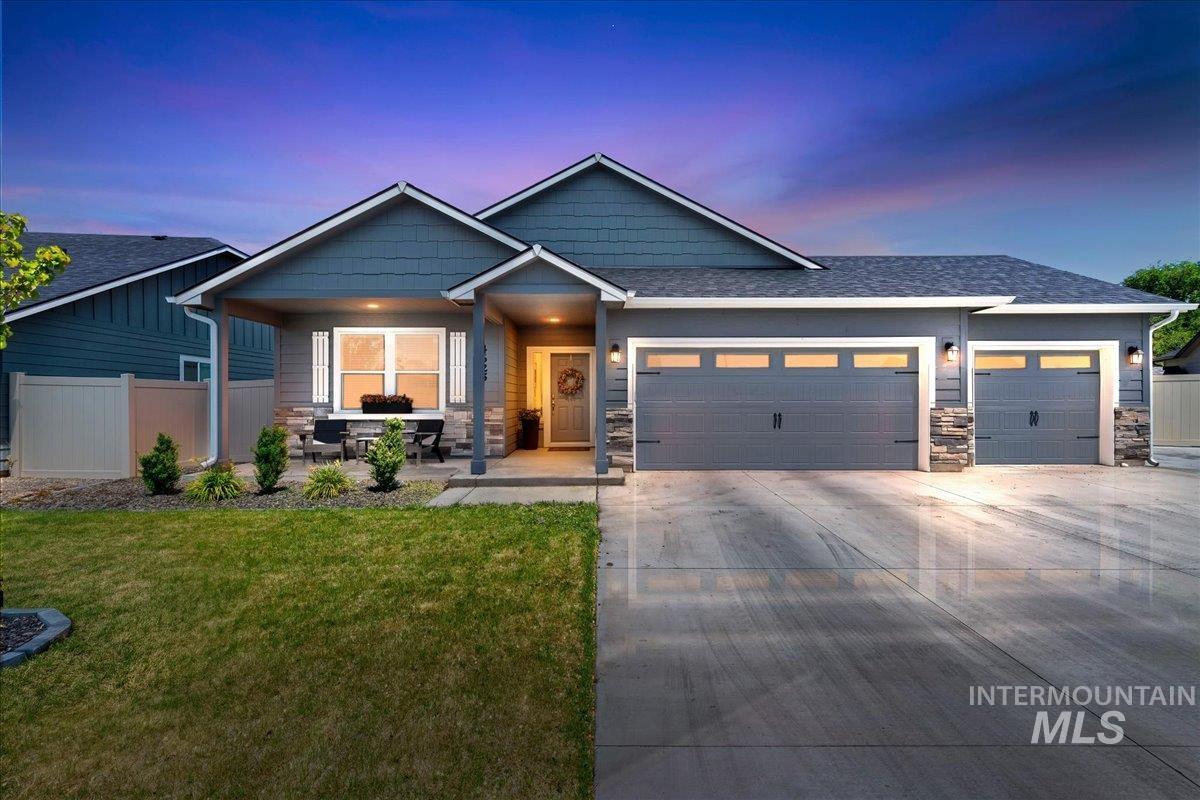 4625 Musina, Caldwell, Idaho 83605, 3 Bedrooms, 2 Bathrooms, Residential For Sale, Price $449,900, 98987505