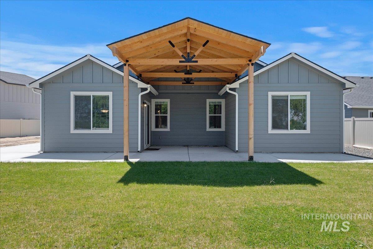 4625 Musina, Caldwell, Idaho 83605, 3 Bedrooms, 2 Bathrooms, Residential For Sale, Price $449,900, 98987505
