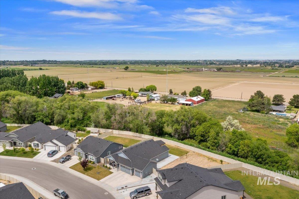 4625 Musina, Caldwell, Idaho 83605, 3 Bedrooms, 2 Bathrooms, Residential For Sale, Price $449,900, 98987505