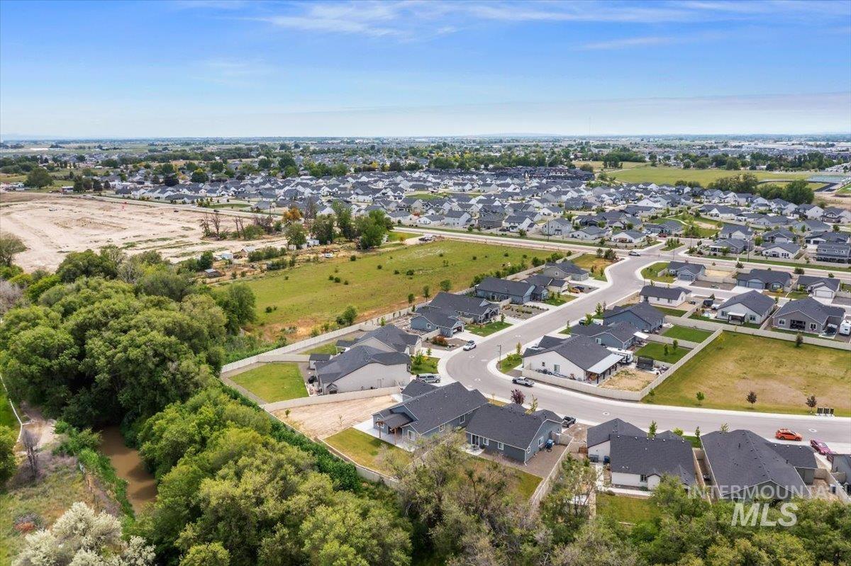 4625 Musina, Caldwell, Idaho 83605, 3 Bedrooms, 2 Bathrooms, Residential For Sale, Price $449,900, 98987505
