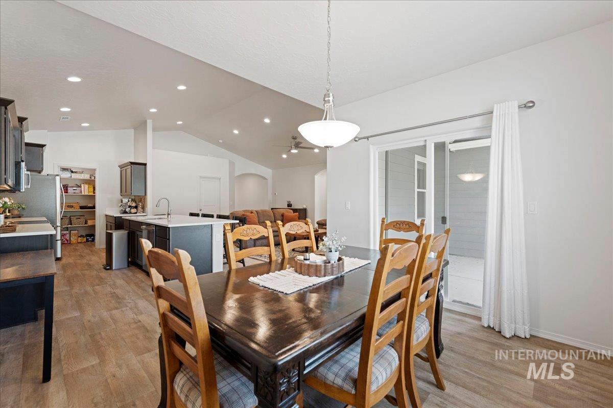 4625 Musina, Caldwell, Idaho 83605, 3 Bedrooms, 2 Bathrooms, Residential For Sale, Price $449,900, 98987505