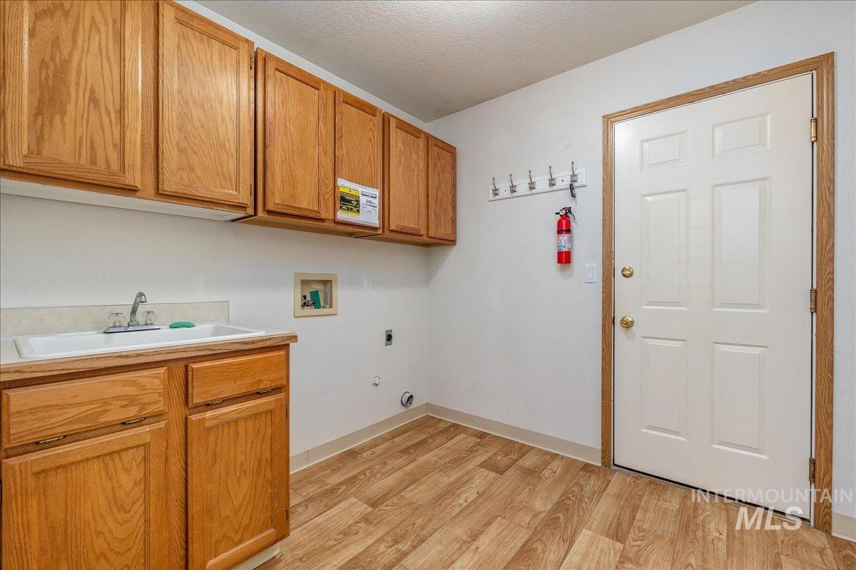 1100 Burnett Dr, Nampa, Idaho 83651, 2 Bedrooms, 2 Bathrooms, Residential For Sale, Price $275,000, 98987506