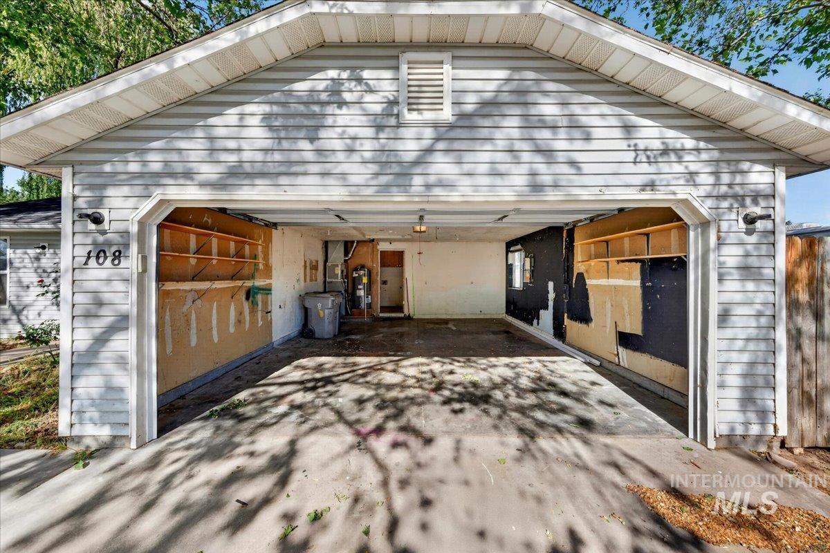 108 S Marjorie Ave, Middleton, Idaho 83644, 3 Bedrooms, 2 Bathrooms, Residential For Sale, Price $299,000, 98987508