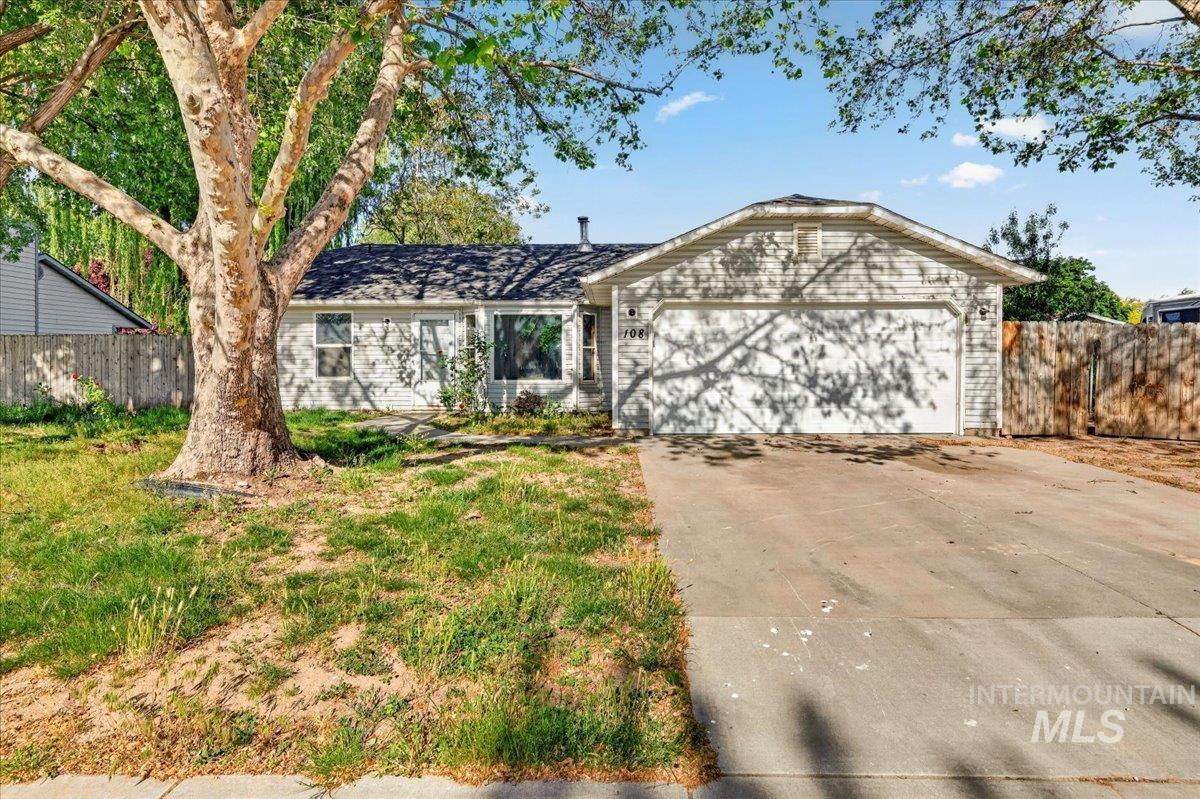 108 S Marjorie Ave, Middleton, Idaho 83644, 3 Bedrooms, 2 Bathrooms, Residential For Sale, Price $299,000, 98987508