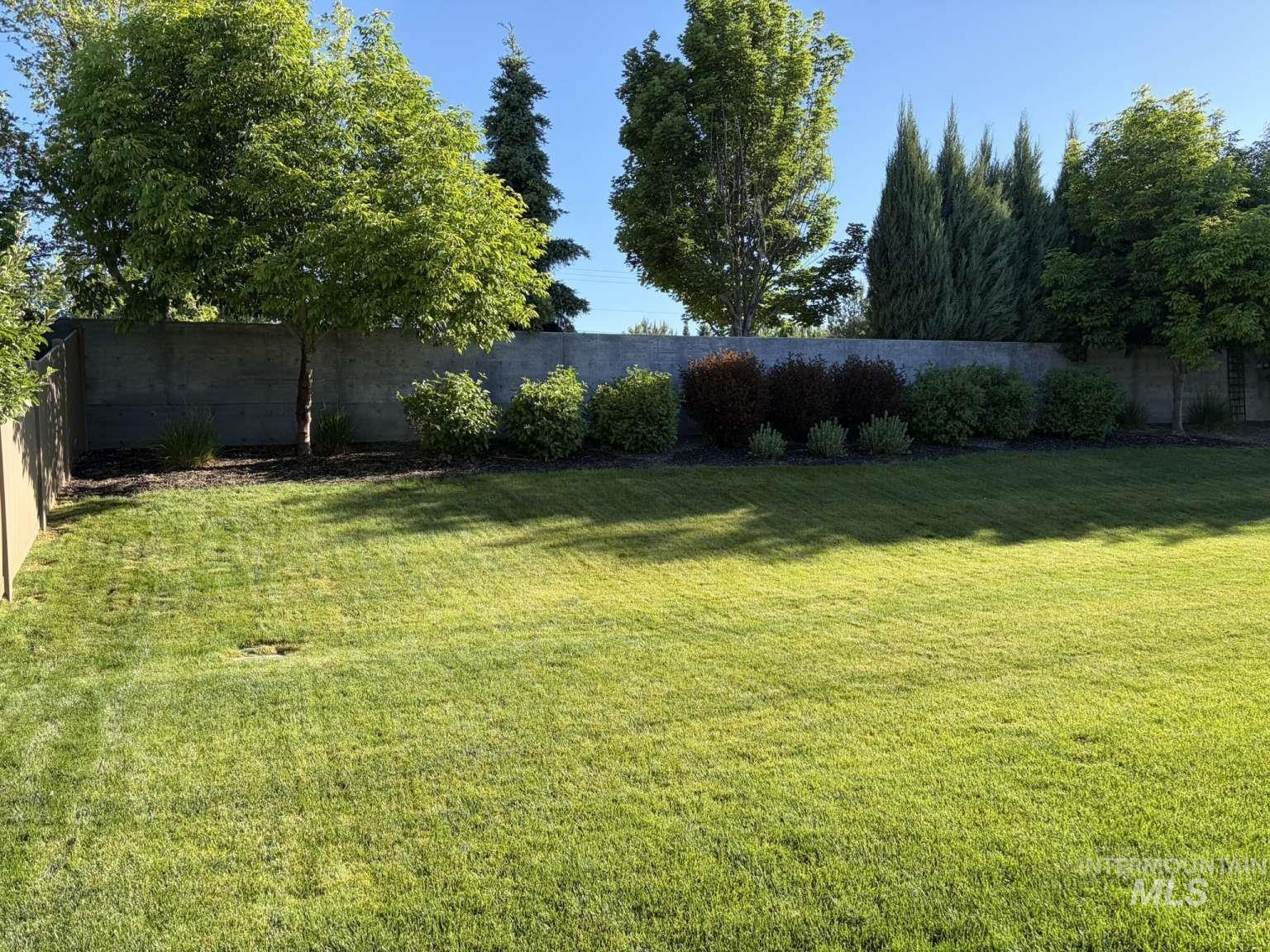 6347 N Sweet Valley Pl, Meridian, Idaho 83646, 4 Bedrooms, 3 Bathrooms, Residential For Sale, Price $725,000, 98987510