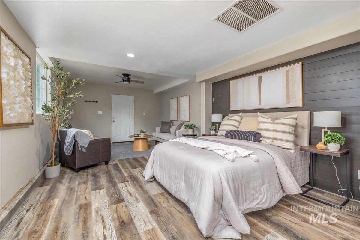 5 Middlefork Circle, Garden Valley, Idaho 83622, 4 Bedrooms, 3.5 Bathrooms, Residential For Sale, Price $1,099,900, 98987512