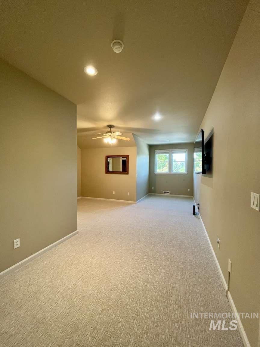 3816 N Park Crossing Ave, Meridian, Idaho 83646, 3 Bedrooms, 3 Bathrooms, Residential For Sale, Price $589,000, 98987514