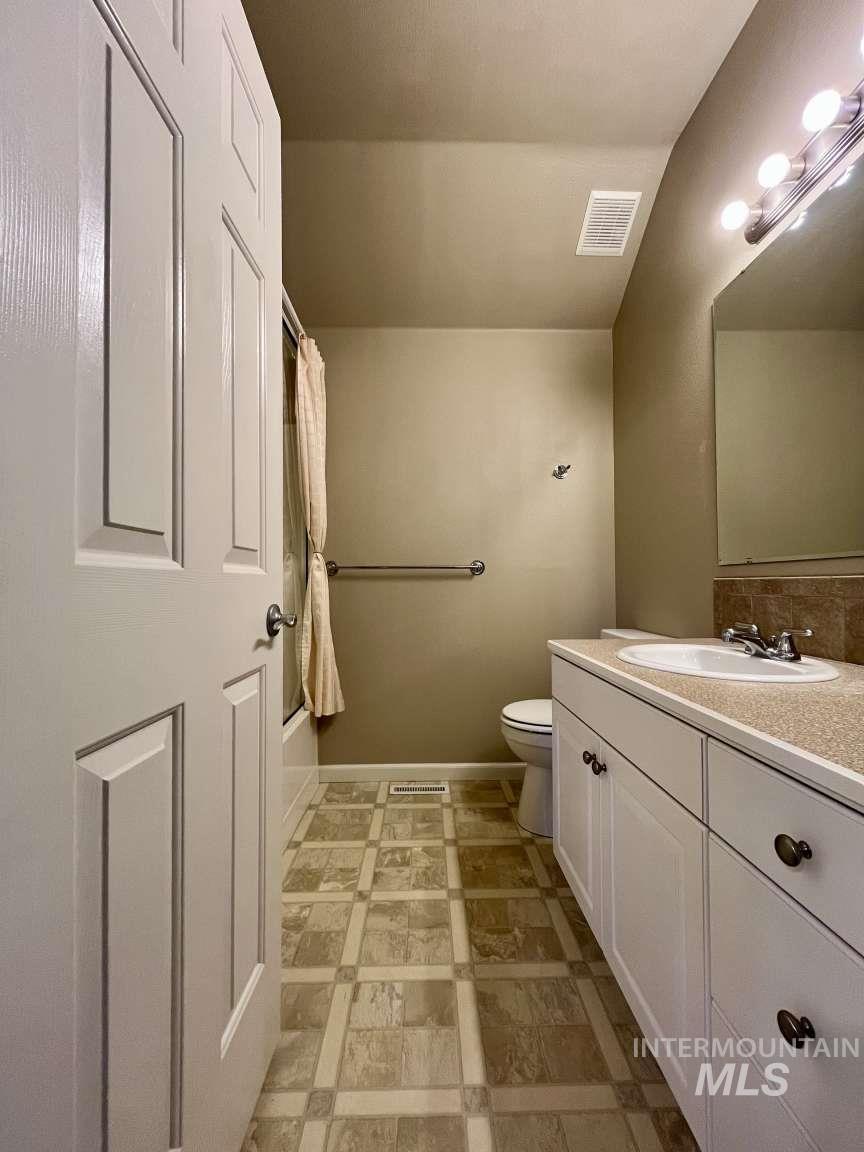 3816 N Park Crossing Ave, Meridian, Idaho 83646, 3 Bedrooms, 3 Bathrooms, Residential For Sale, Price $589,000, 98987514