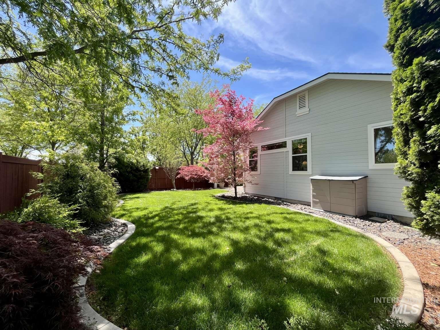 3816 N Park Crossing Ave, Meridian, Idaho 83646, 3 Bedrooms, 3 Bathrooms, Residential For Sale, Price $589,000, 98987514