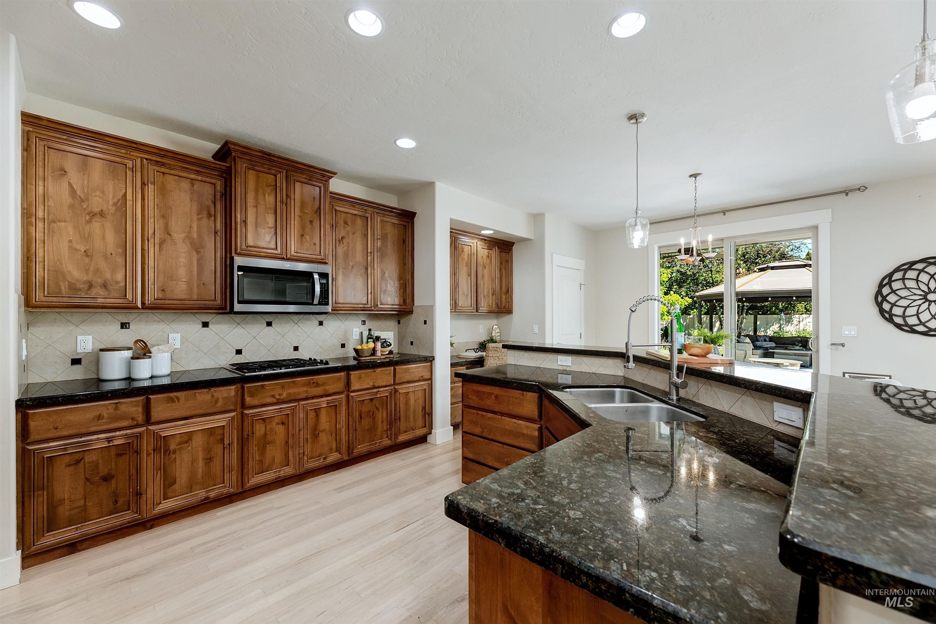 4394 W Cardon Street, Eagle, Idaho 83616, 3 Bedrooms, 2.5 Bathrooms, Residential For Sale, Price $795,000, 98987515