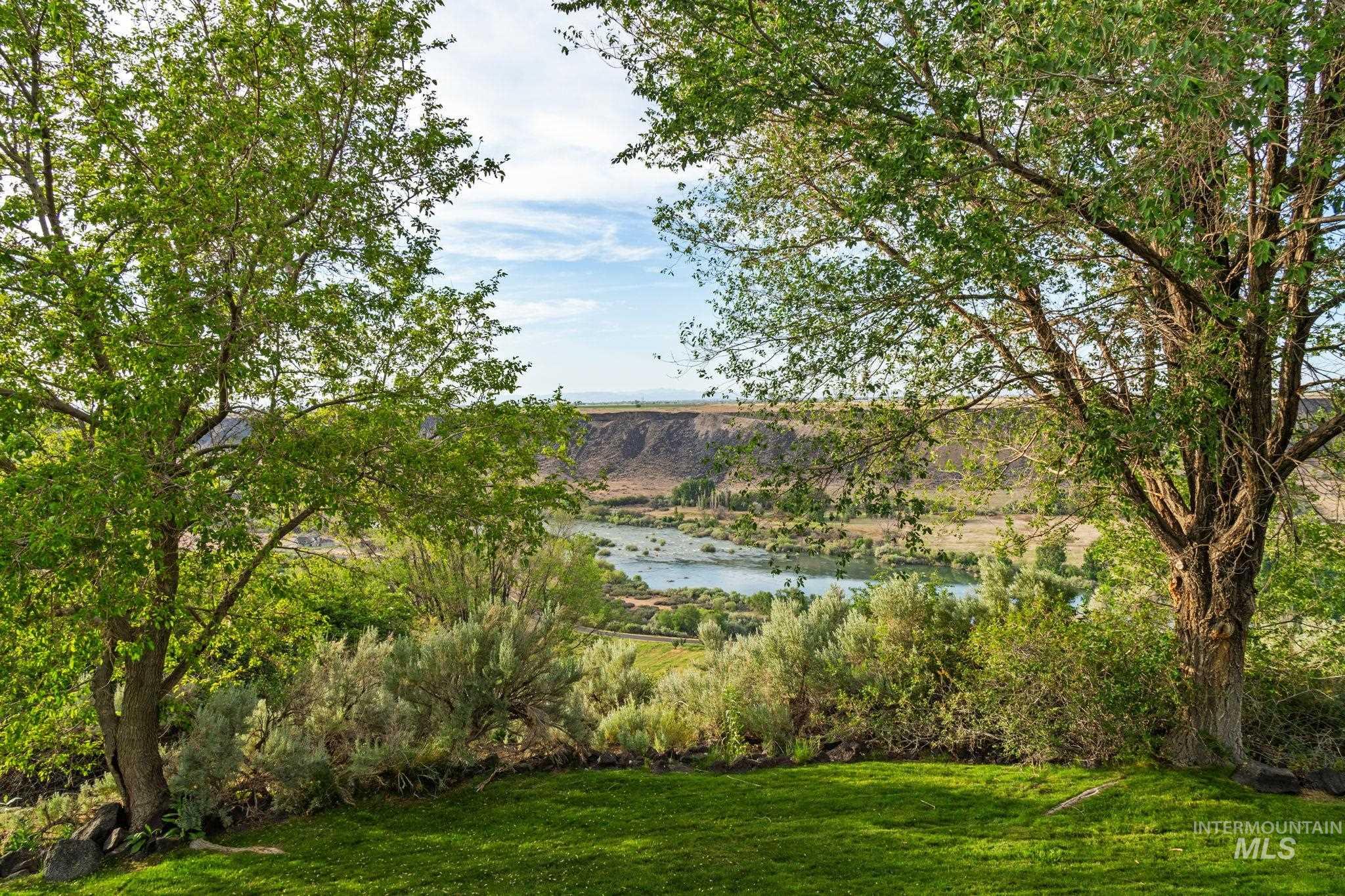 1750 E 4550 N, Buhl, Idaho 83316, 4 Bedrooms, 3 Bathrooms, Residential For Sale, Price $1,570,000,MLS 98987522
