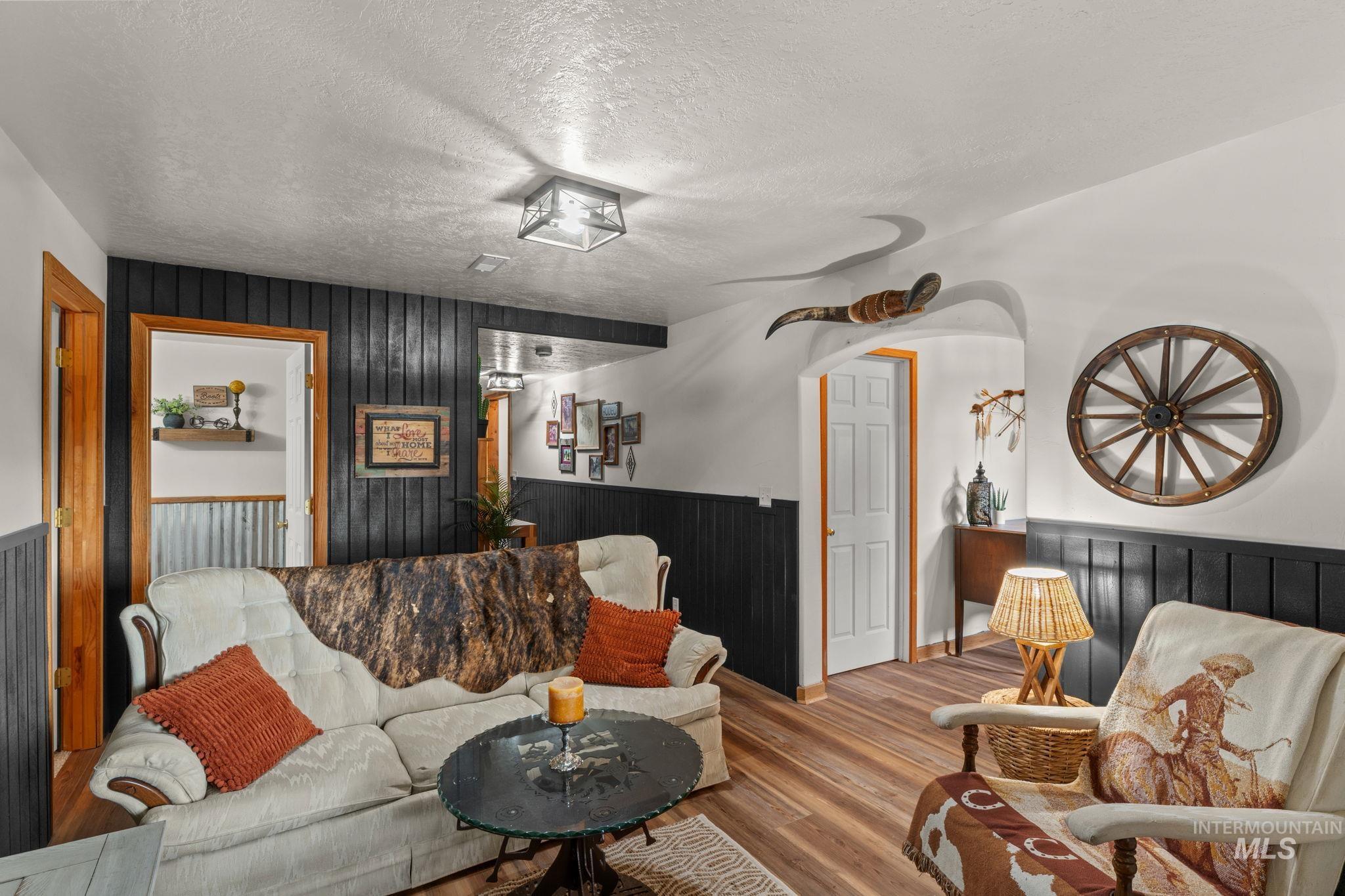 1750 E 4550 N, Buhl, Idaho 83316, 4 Bedrooms, 3 Bathrooms, Residential For Sale, Price $1,470,000,MLS 98987522