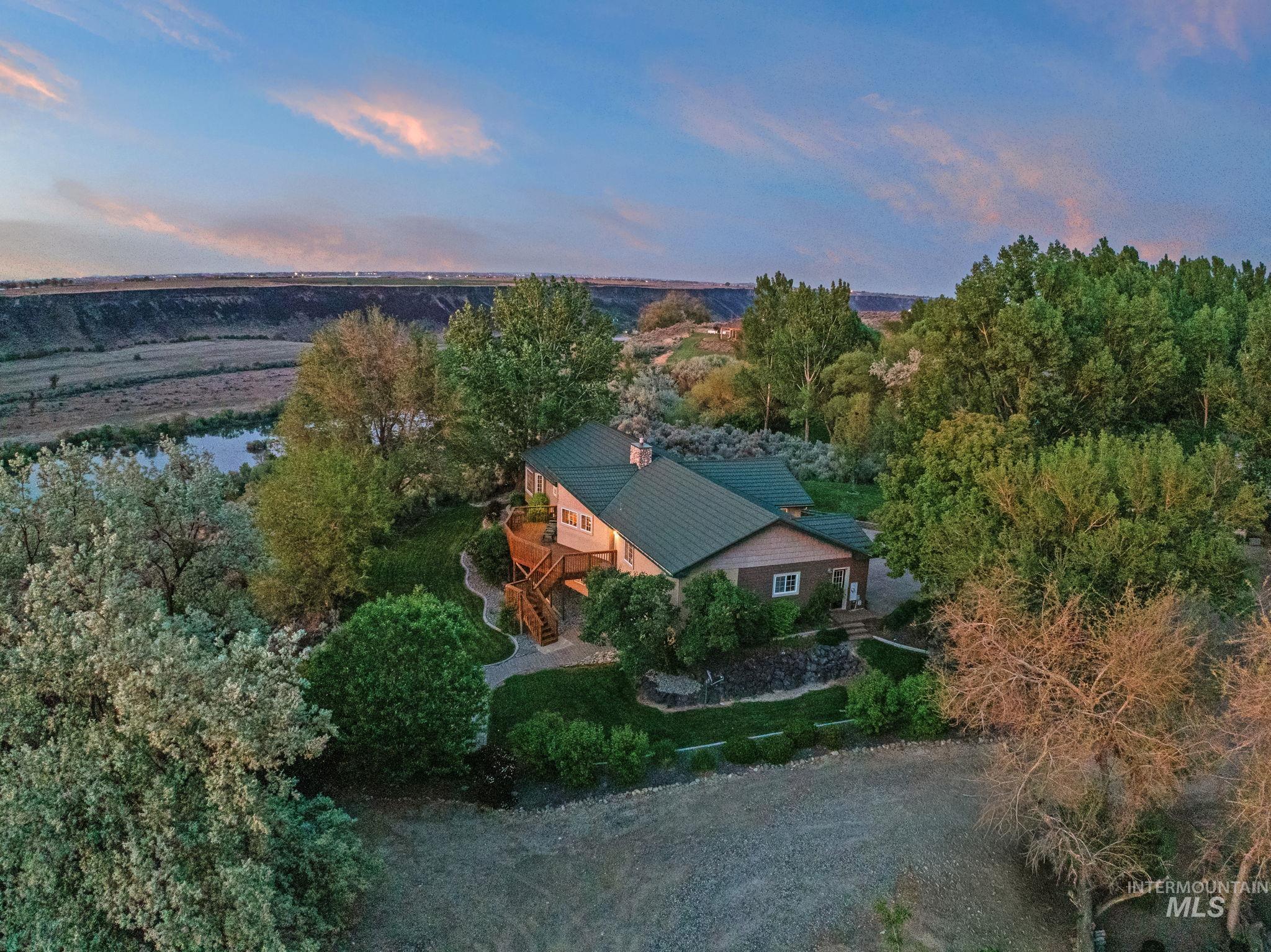 1750 E 4550 N, Buhl, Idaho 83316, 4 Bedrooms, 3 Bathrooms, Residential For Sale, Price $1,470,000,MLS 98987522
