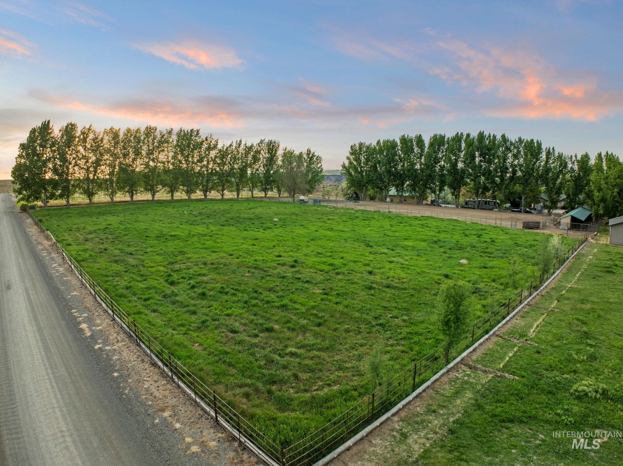 1750 E 4550 N, Buhl, Idaho 83316, 4 Bedrooms, 3 Bathrooms, Residential For Sale, Price $1,470,000,MLS 98987522