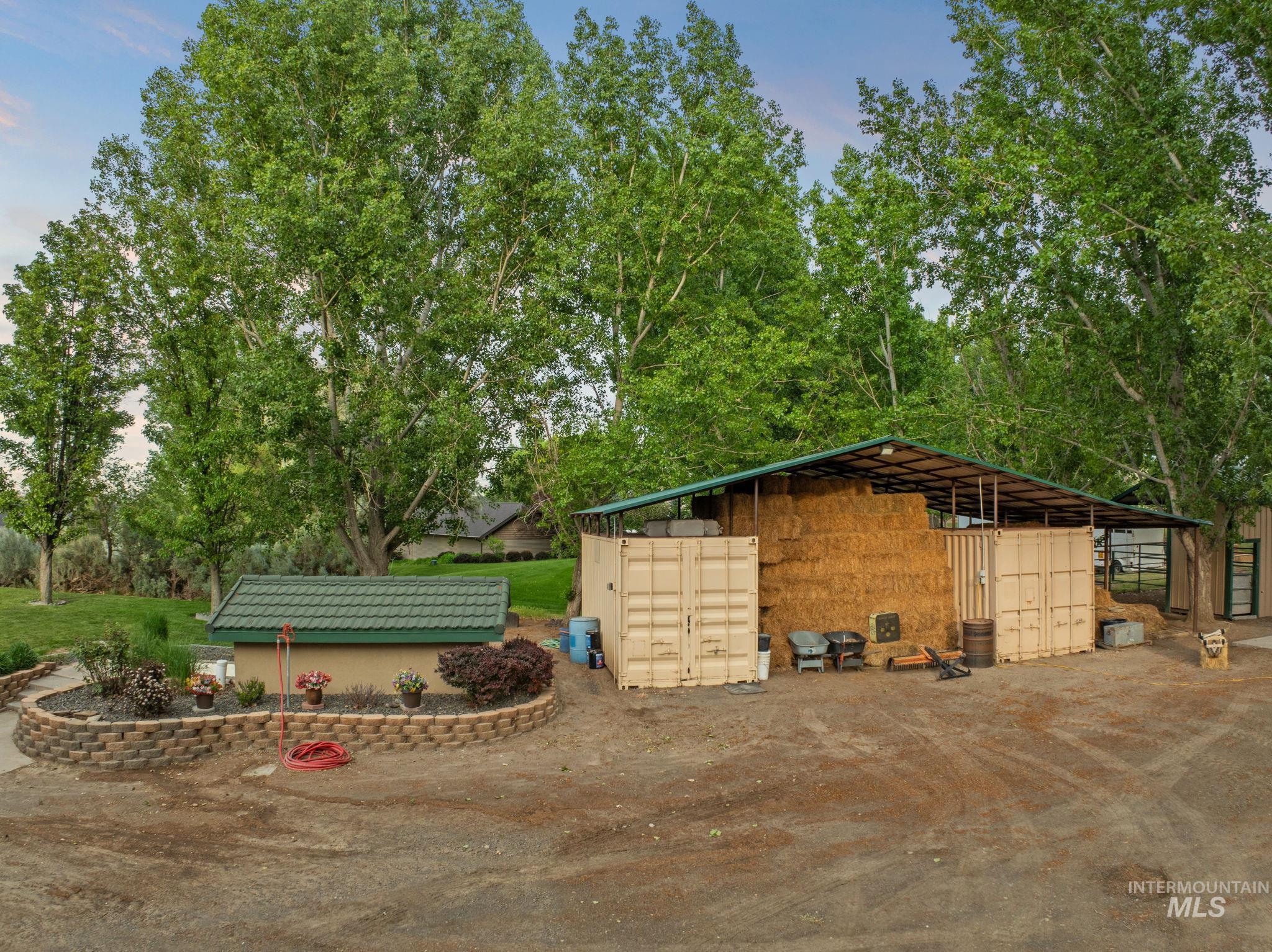 1750 E 4550 N, Buhl, Idaho 83316, 4 Bedrooms, 3 Bathrooms, Residential For Sale, Price $1,470,000,MLS 98987522