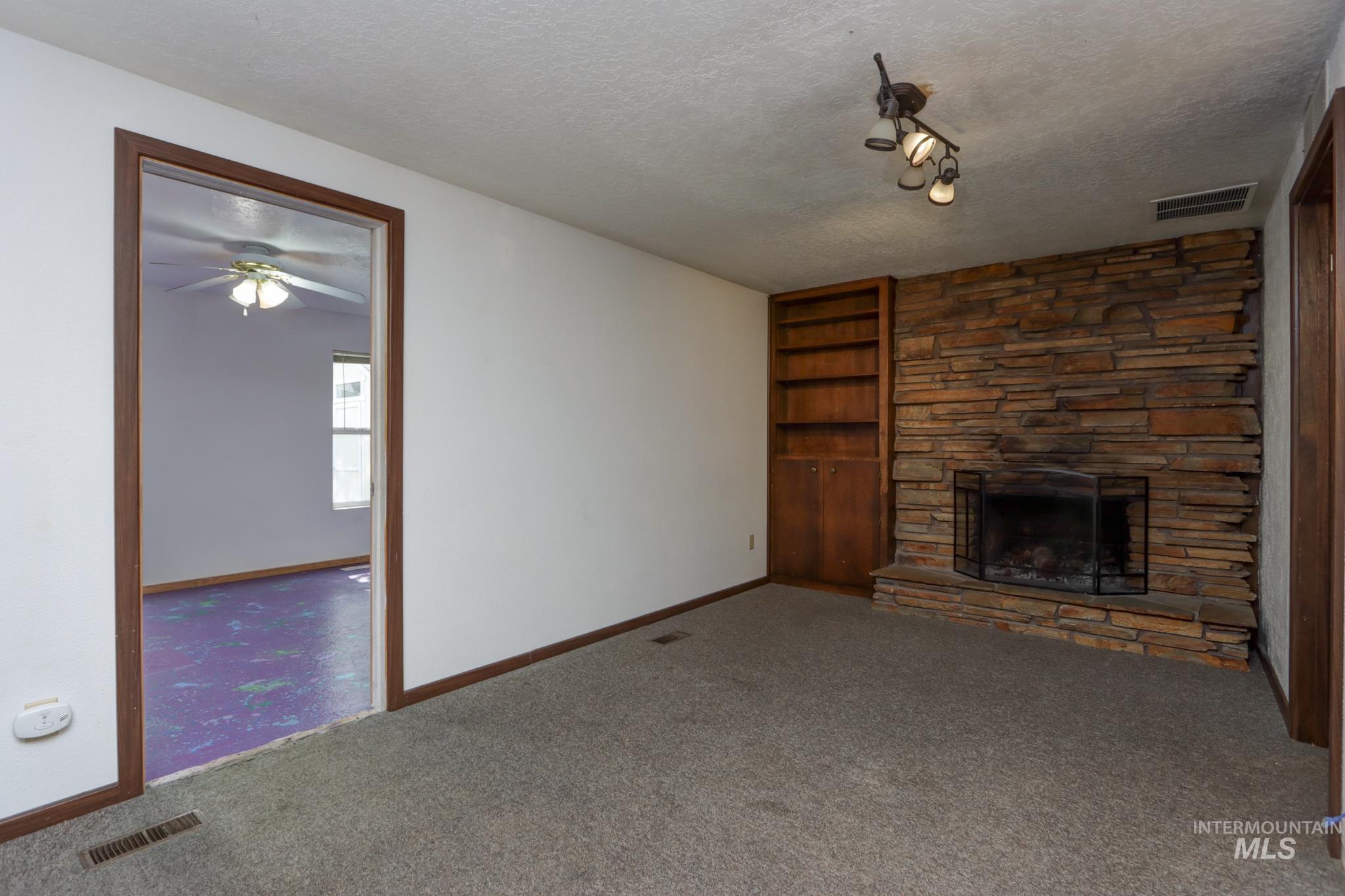 3702 N Cole Road, Boise, Idaho 83704, 4 Bedrooms, 2.5 Bathrooms, Residential For Sale, Price $335,000, 98987523