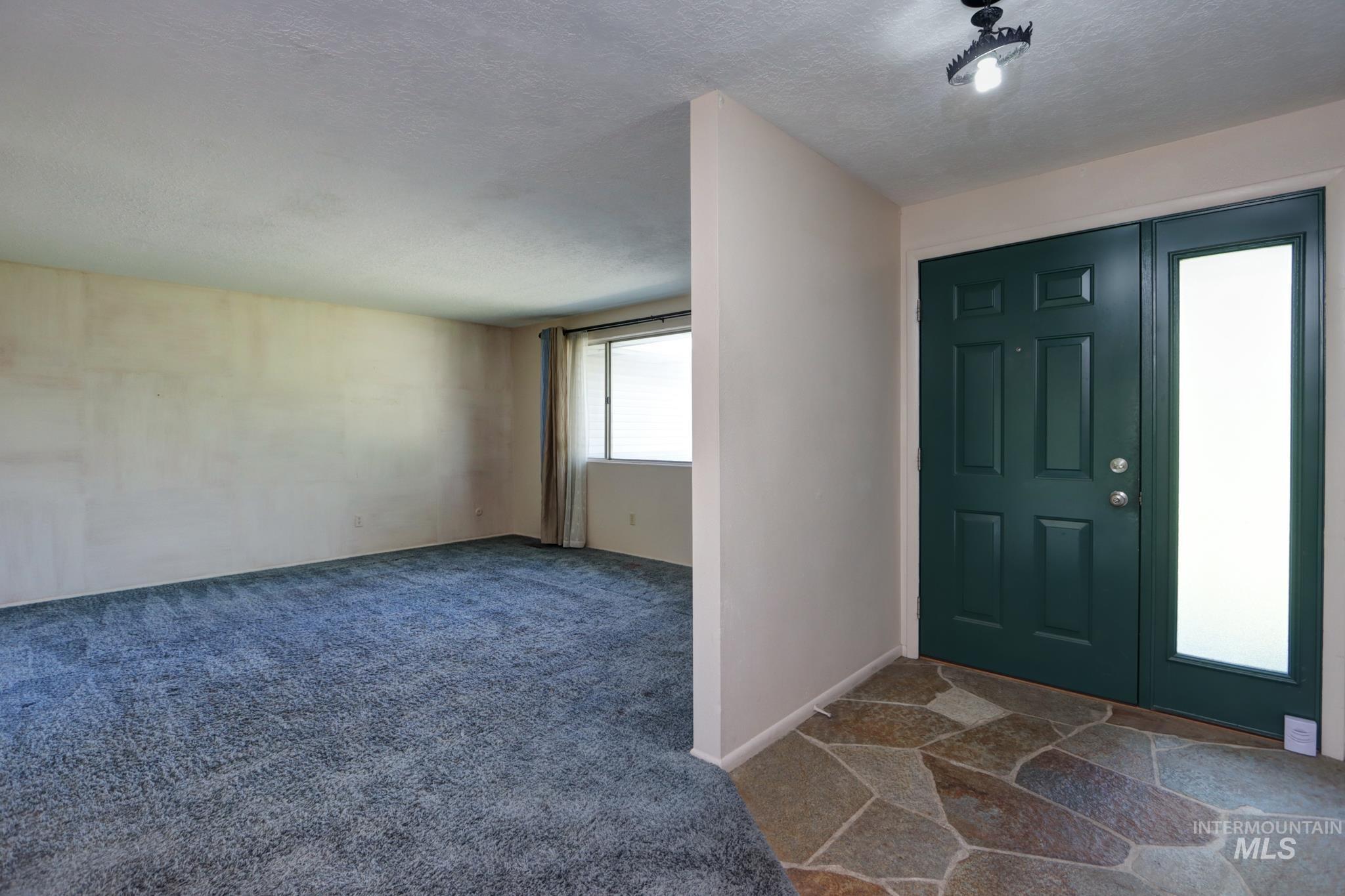3702 N Cole Road, Boise, Idaho 83704, 4 Bedrooms, 2.5 Bathrooms, Residential For Sale, Price $335,000, 98987523