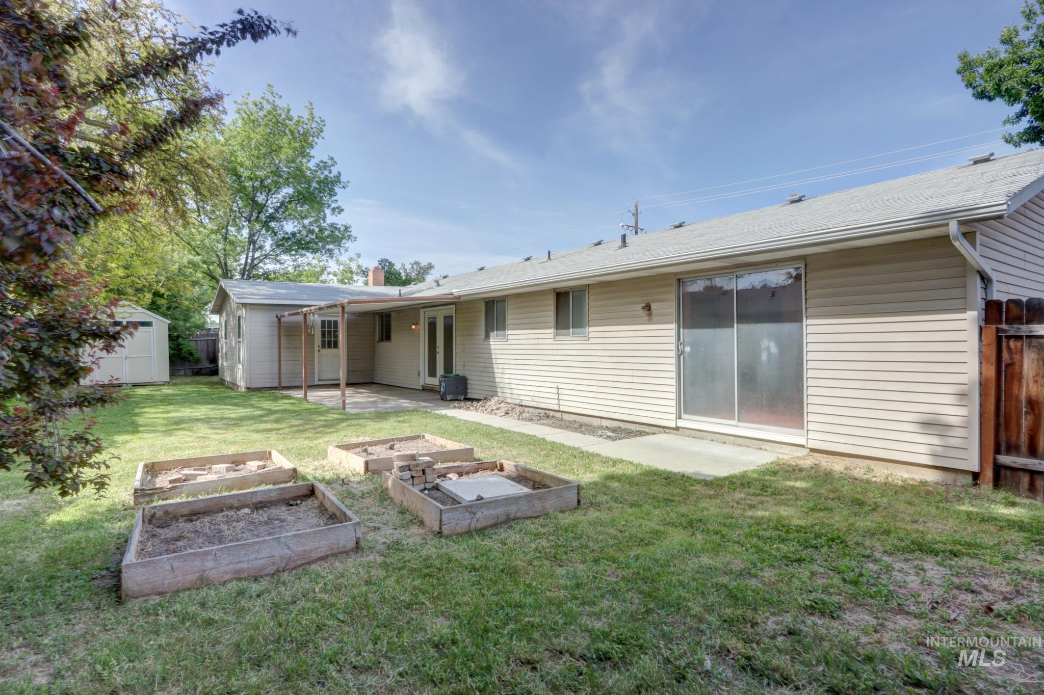 3702 N Cole Road, Boise, Idaho 83704, 4 Bedrooms, 2.5 Bathrooms, Residential For Sale, Price $335,000, 98987523