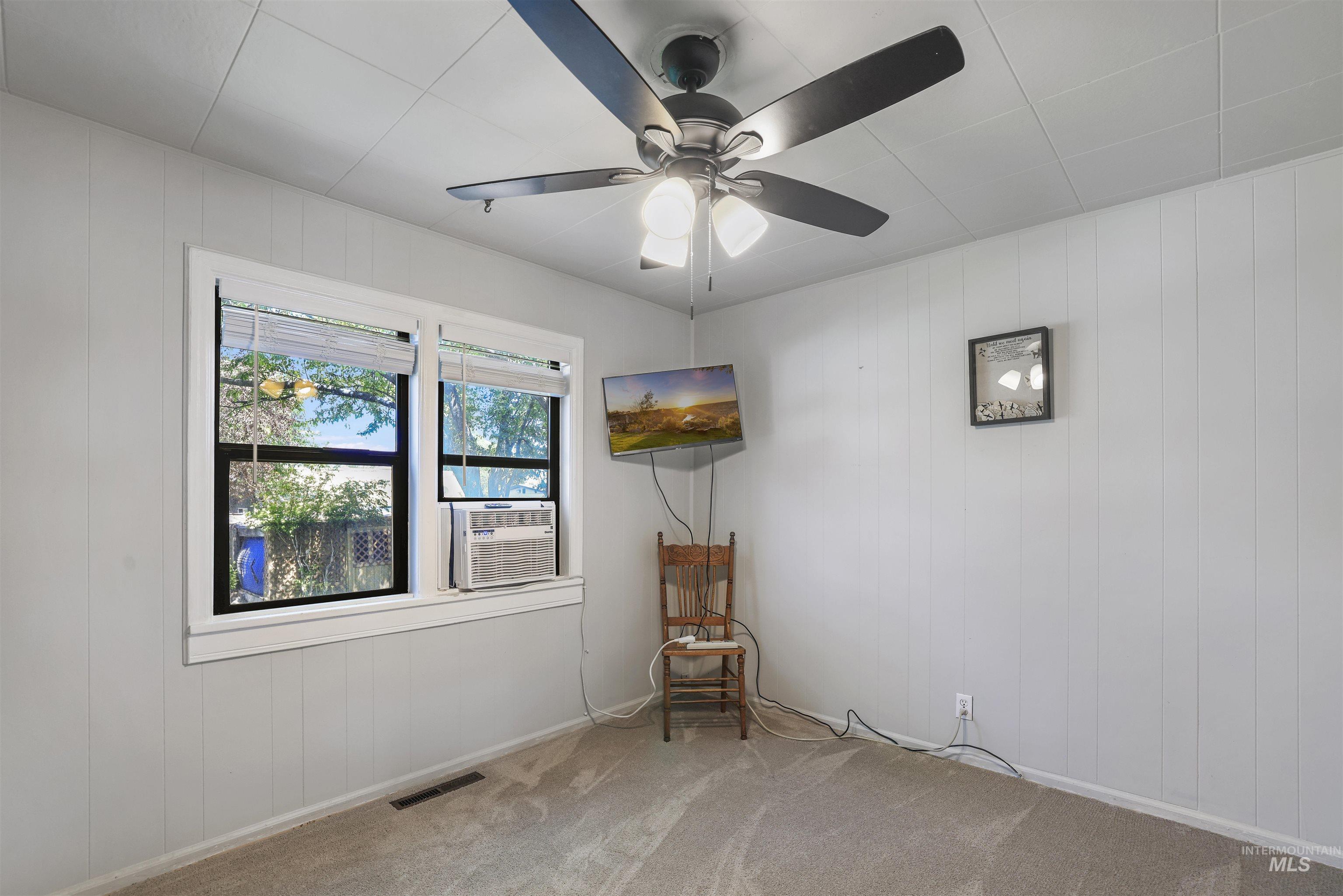 433 Gardner Ave, Twin Falls, Idaho 83301, 3 Bedrooms, 1 Bathroom, Residential For Sale, Price $259,000,MLS 98987524