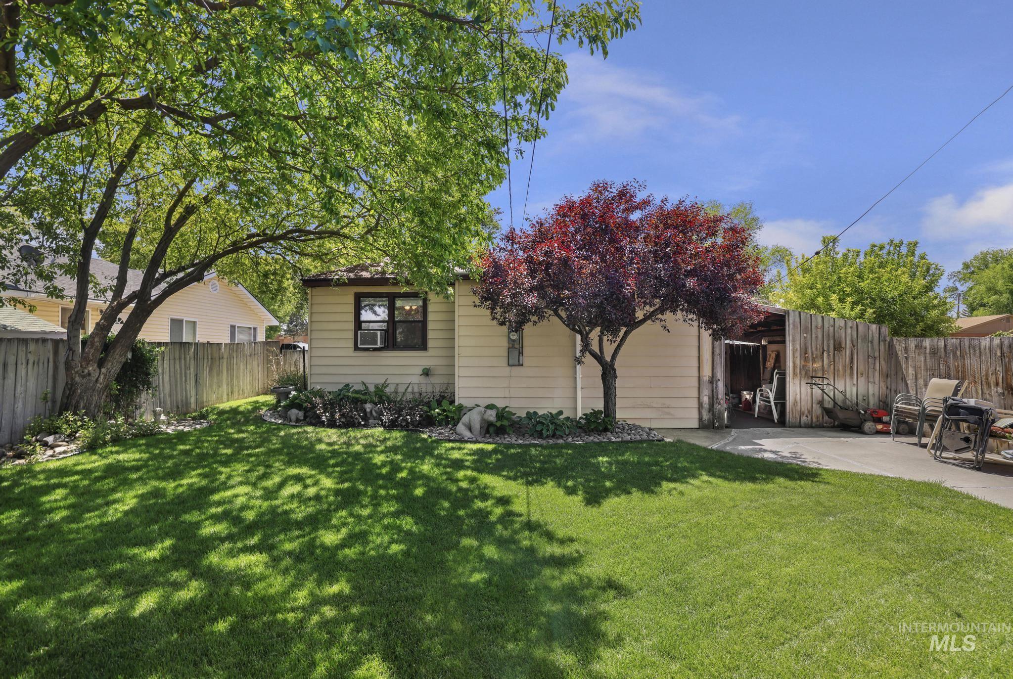 433 Gardner Ave, Twin Falls, Idaho 83301, 3 Bedrooms, 1 Bathroom, Residential For Sale, Price $259,000,MLS 98987524
