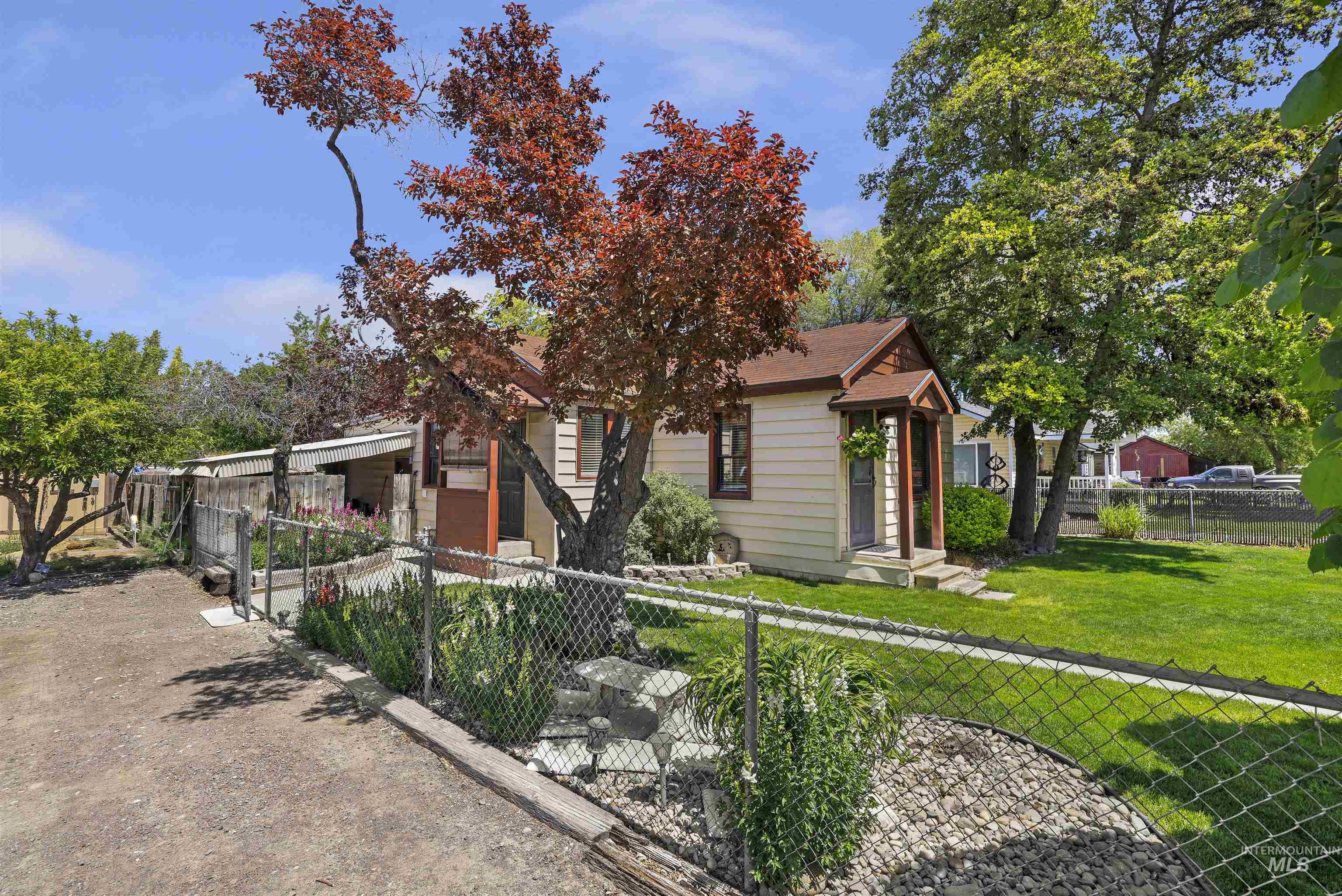 433 Gardner Ave, Twin Falls, Idaho 83301, 3 Bedrooms, 1 Bathroom, Residential For Sale, Price $259,000,MLS 98987524
