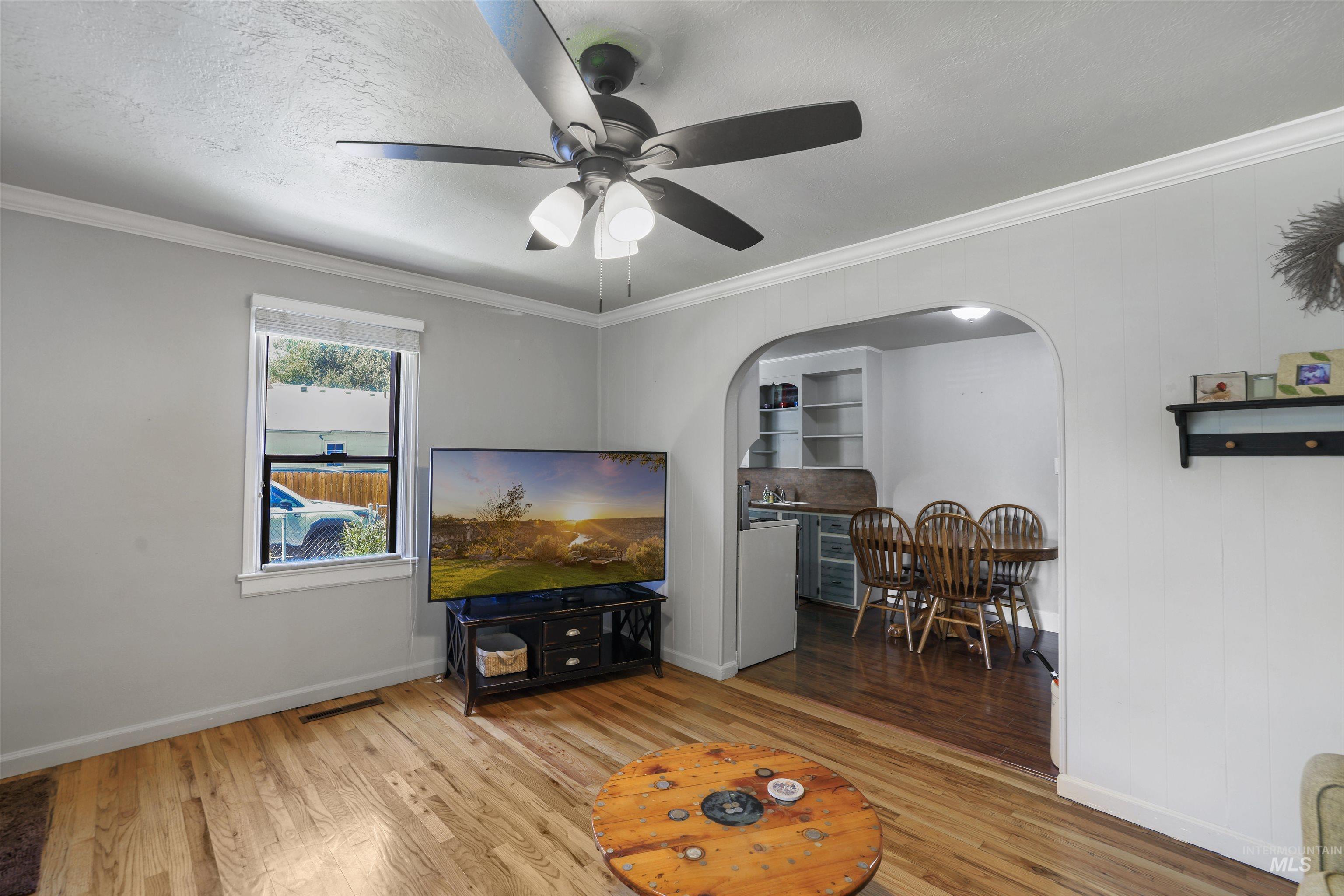433 Gardner Ave, Twin Falls, Idaho 83301, 3 Bedrooms, 1 Bathroom, Residential For Sale, Price $259,000,MLS 98987524