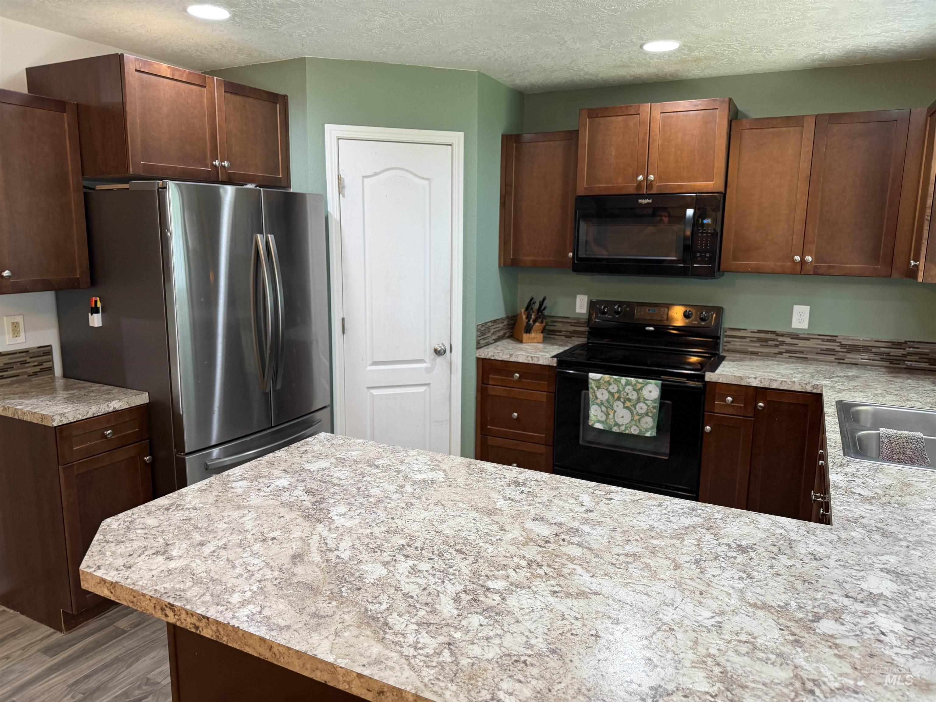 715 S Florence Ct., Nampa, Idaho 83686-6483, 3 Bedrooms, 2 Bathrooms, Residential For Sale, Price $398,000, 98987527