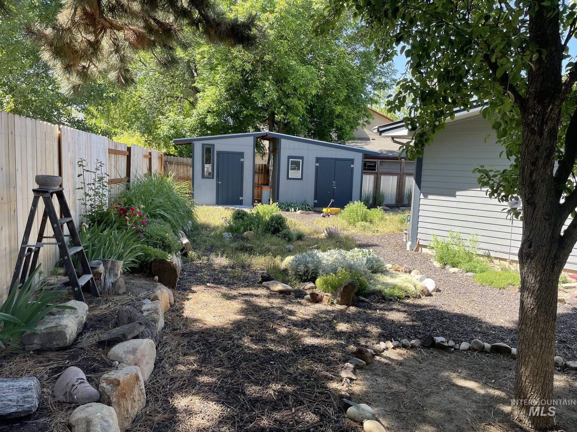 4400 W Castlebar Drive, Boise, Idaho 83703, 3 Bedrooms, 2 Bathrooms, Residential For Sale, Price $649,900, 98987529