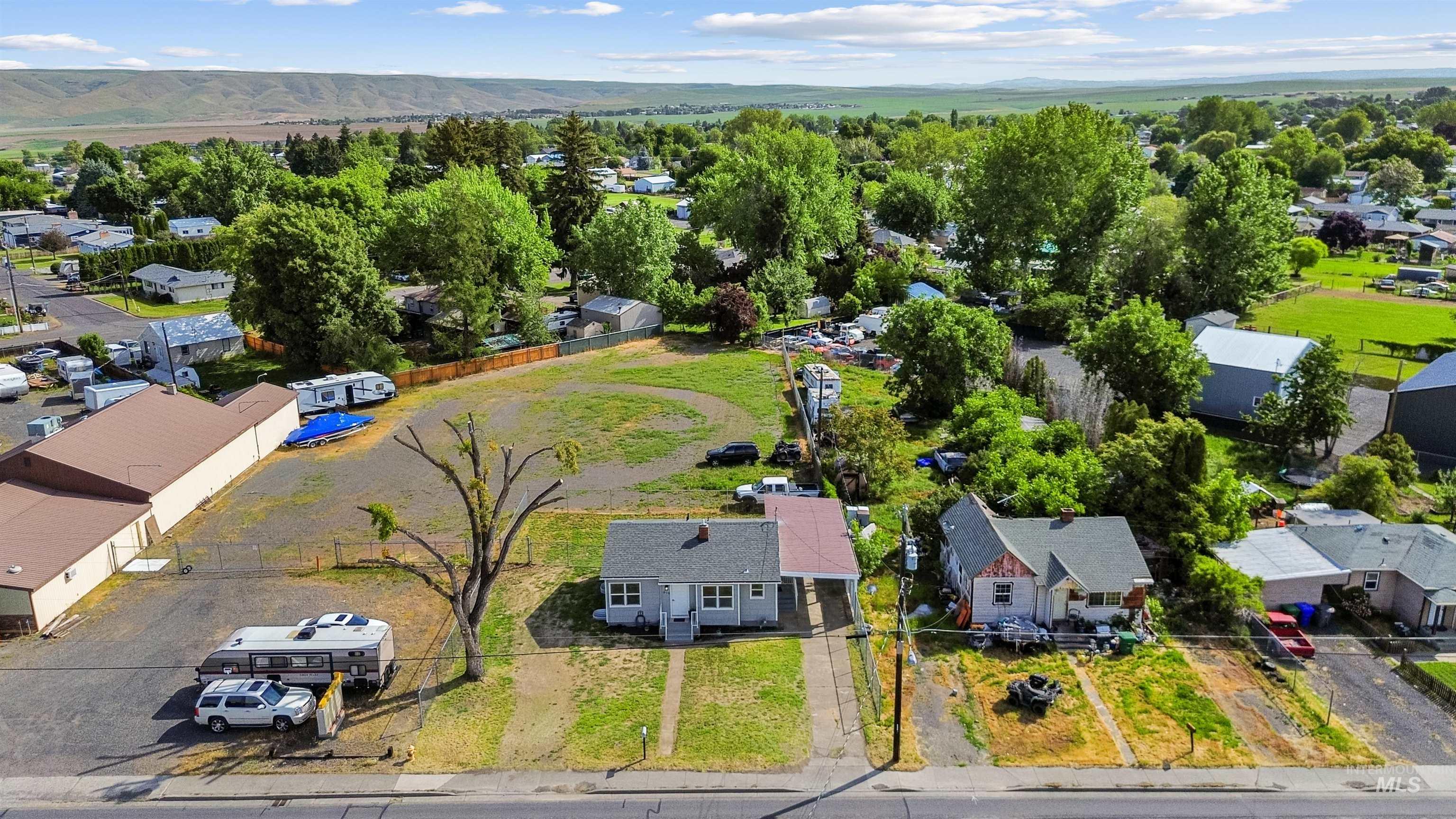 619 Thain Road, Lewiston, Idaho 83501, 3 Bedrooms, 2 Bathrooms, Residential For Sale, Price $365,000, 98987531