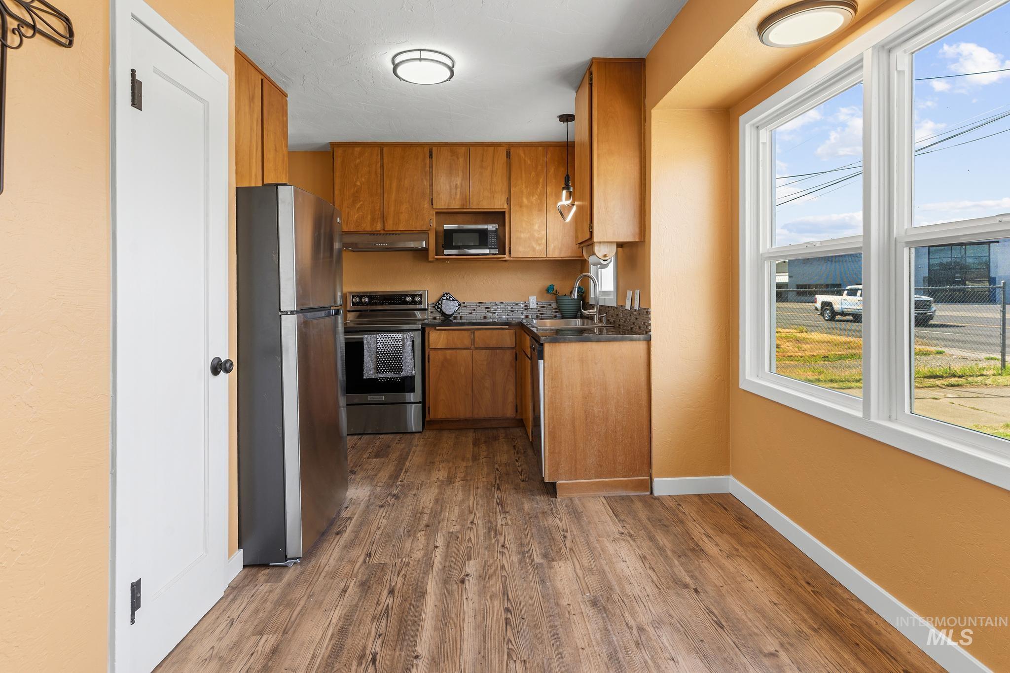 619 Thain Road, Lewiston, Idaho 83501, 3 Bedrooms, 2 Bathrooms, Residential For Sale, Price $365,000, 98987531