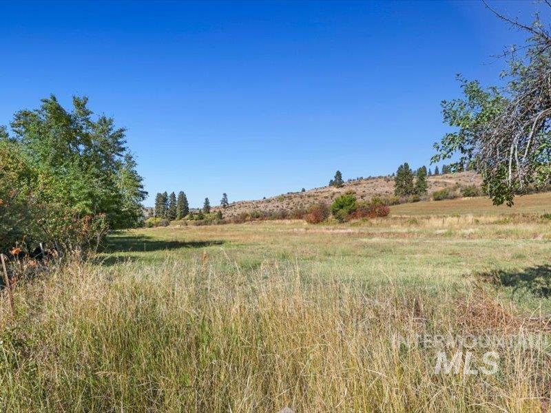 2651 Fruitvale Glendale Road, Council, Idaho 83612, 2 Bedrooms, 1 Bathroom, Residential For Sale, Price $648,000, 98987534