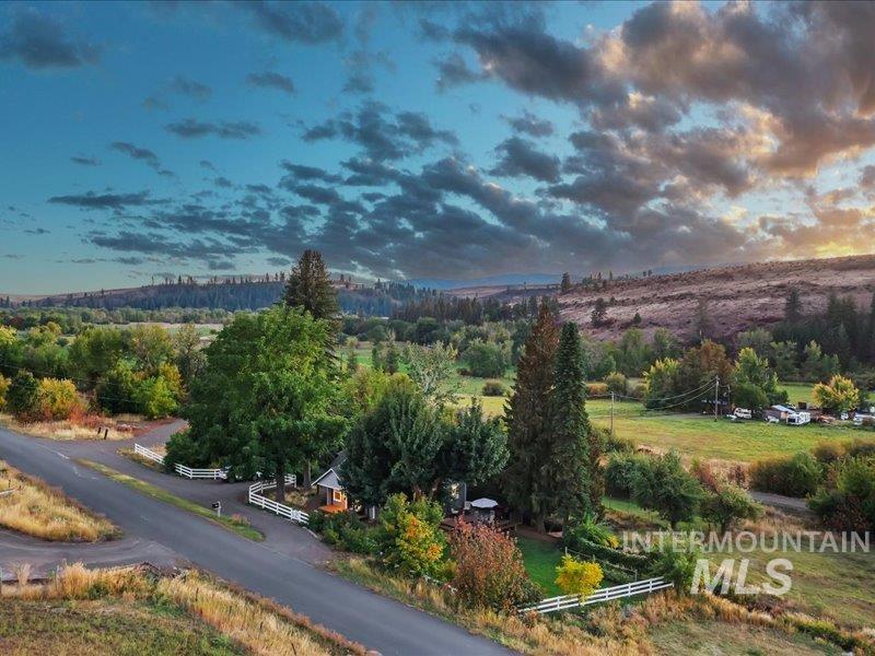 2651 Fruitvale Glendale Road, Council, Idaho 83612, 2 Bedrooms, 1 Bathroom, Residential For Sale, Price $648,000, 98987534