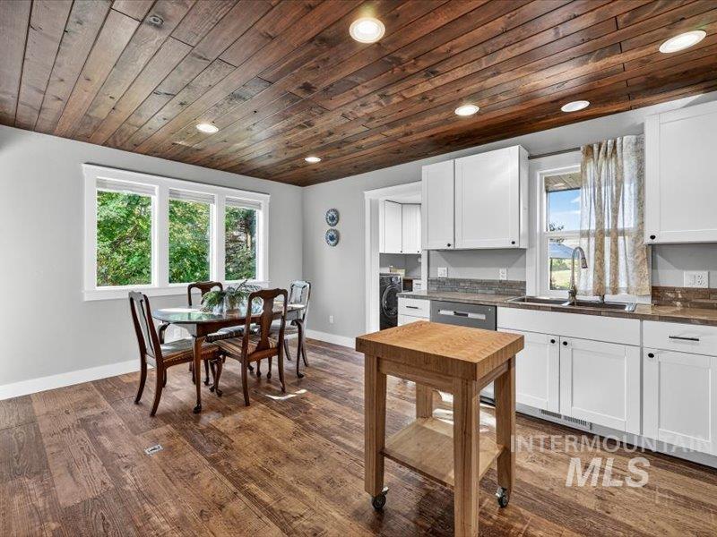 2651 Fruitvale Glendale Road, Council, Idaho 83612, 2 Bedrooms, 1 Bathroom, Residential For Sale, Price $648,000, 98987534