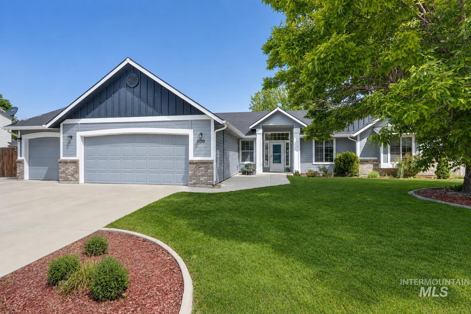 1120 E Fossilstone Ct, Kuna, Idaho 83634, 4 Bedrooms, 3 Bathrooms, Residential For Sale, Price $474,900, 98987535