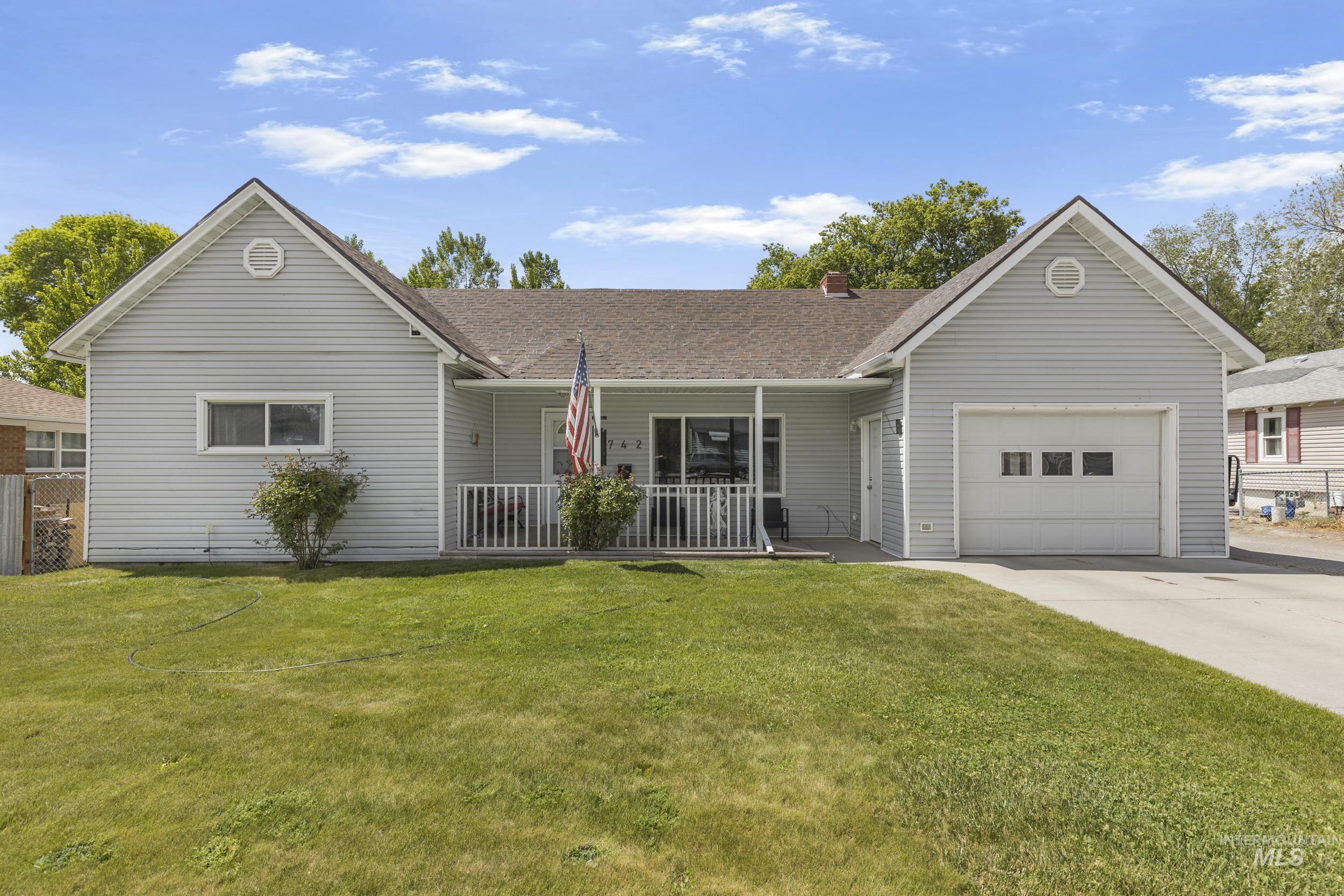 742 Fort Hall Ave, American Falls, Idaho 83211, 2 Bedrooms, 1.5 Bathrooms, Residential For Sale, Price $269,900, 98987537