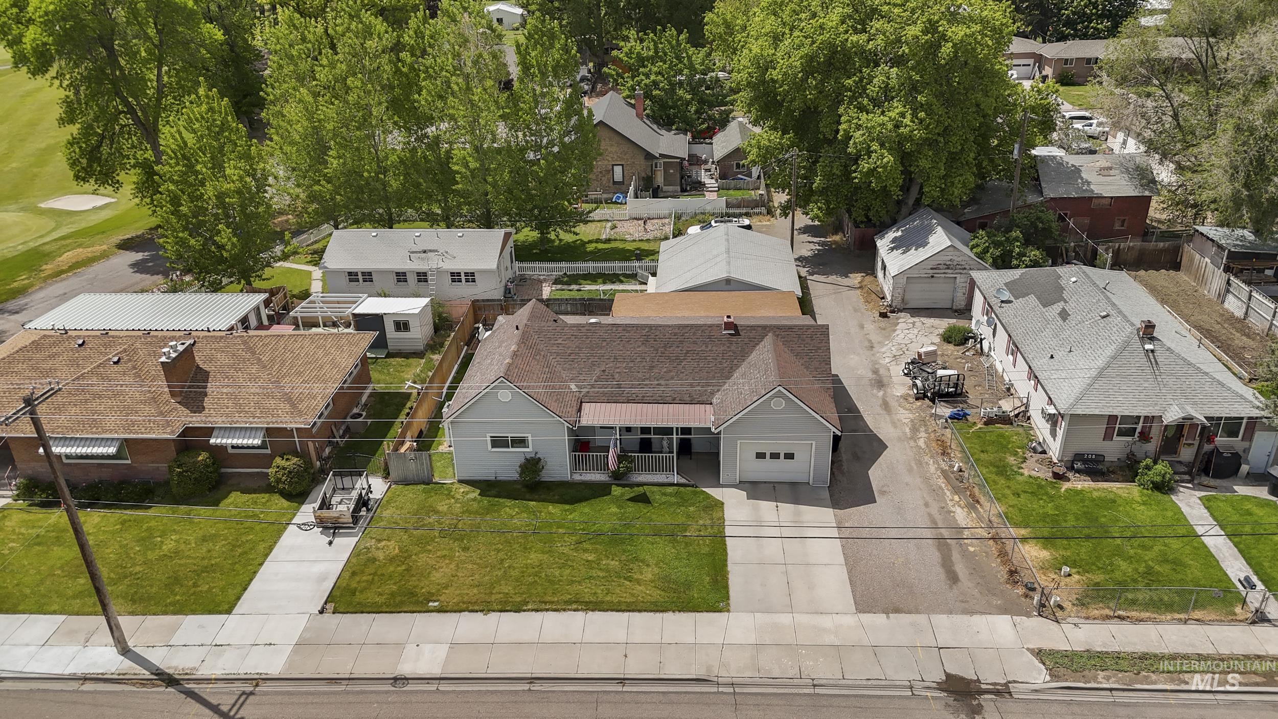 742 Fort Hall Ave, American Falls, Idaho 83211, 2 Bedrooms, 1.5 Bathrooms, Residential For Sale, Price $269,900, 98987537