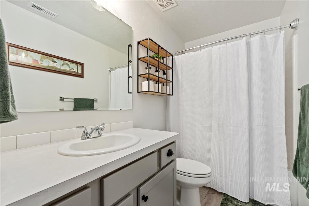 4800 Endicott Dr., Caldwell, Idaho 83605, 4 Bedrooms, 2.5 Bathrooms, Residential For Sale, Price $495,000, 98987538