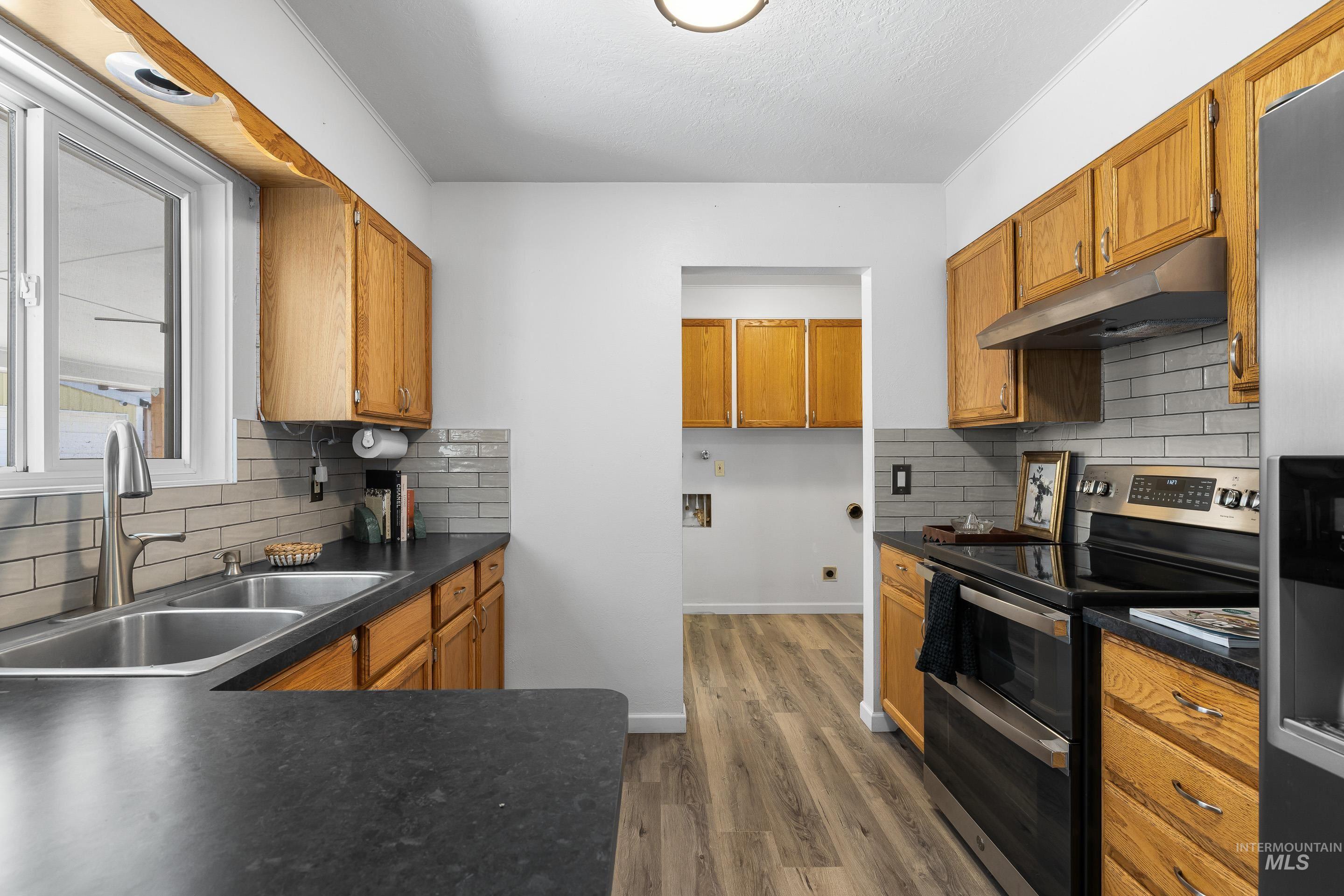 3014 N McKinney, Boise, Idaho 83704, 3 Bedrooms, 1.5 Bathrooms, Residential For Sale, Price $475,000, 98987540