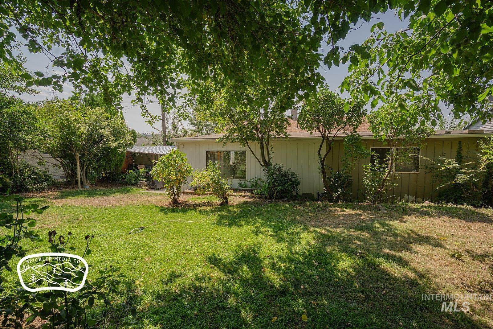 602 Sunrise Drive, Clarkston, Washington 99403, 3 Bedrooms, 1 Bathroom, Residential For Sale, Price $269,900,MLS 98987541