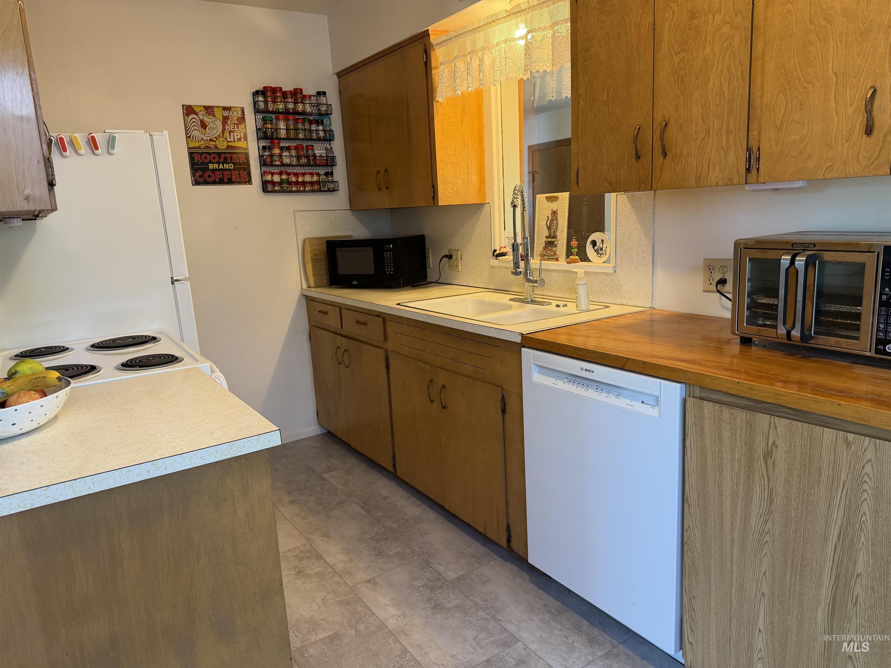 206 sunrise drive, Clarkston, Idaho 99403, 3 Bedrooms, 1 Bathroom, Residential For Sale, Price $274,900, 98987541