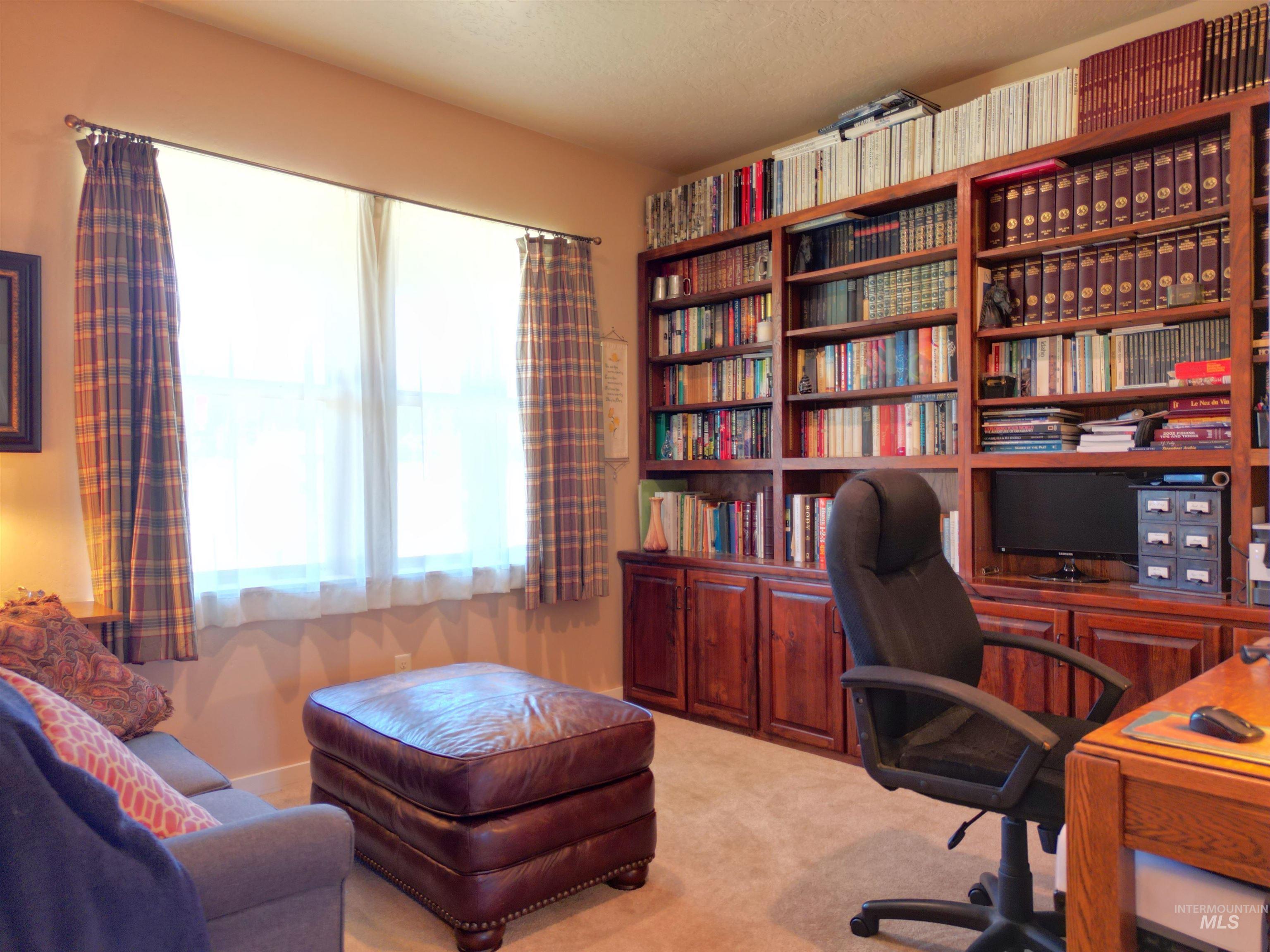 73 River Ranch Rd., Garden Valley, Idaho 83622, 3 Bedrooms, 3.5 Bathrooms, Residential For Sale, Price $1,200,000, 98987542