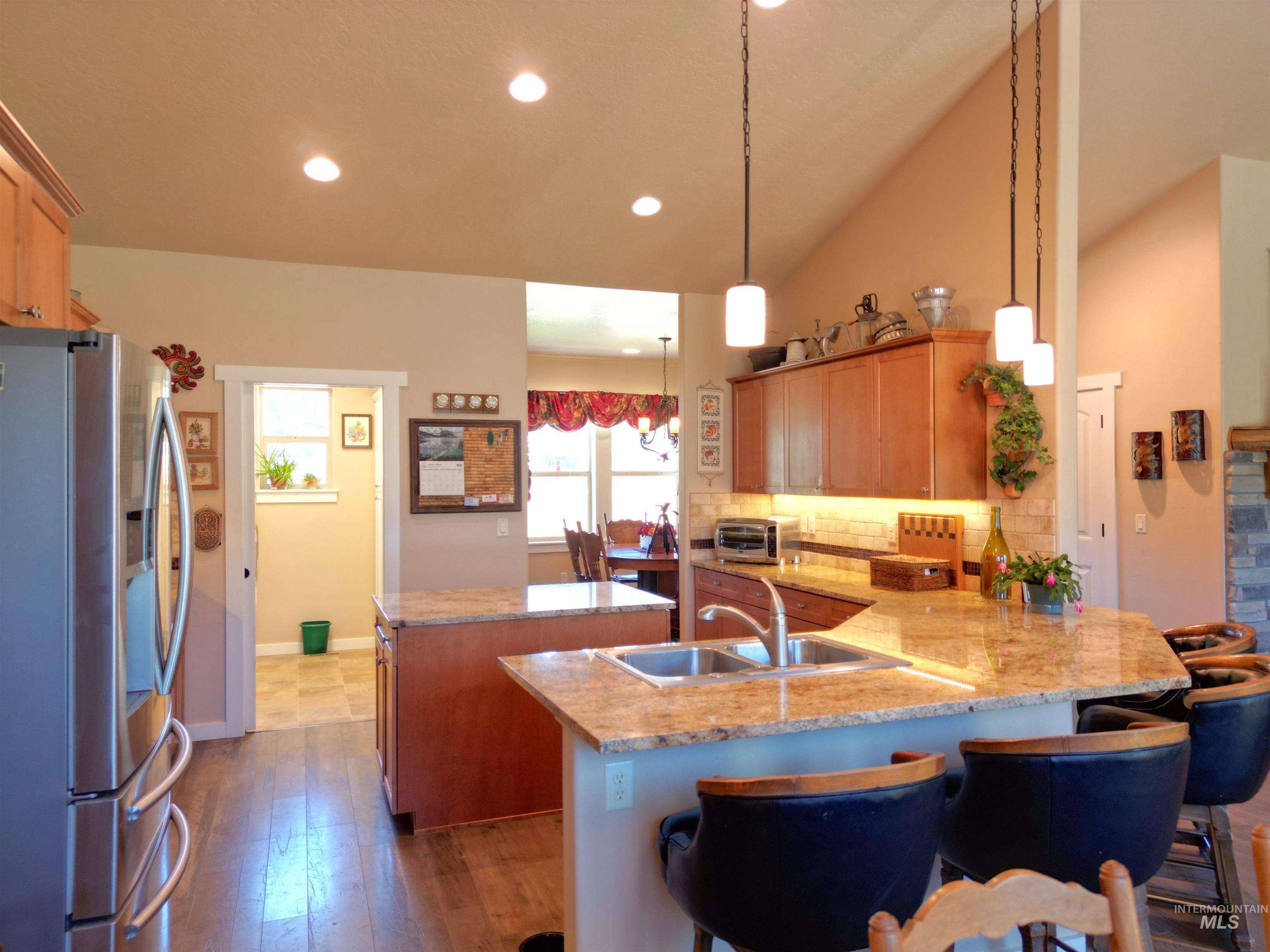 73 River Ranch Rd., Garden Valley, Idaho 83622, 3 Bedrooms, 3.5 Bathrooms, Residential For Sale, Price $1,200,000, 98987542
