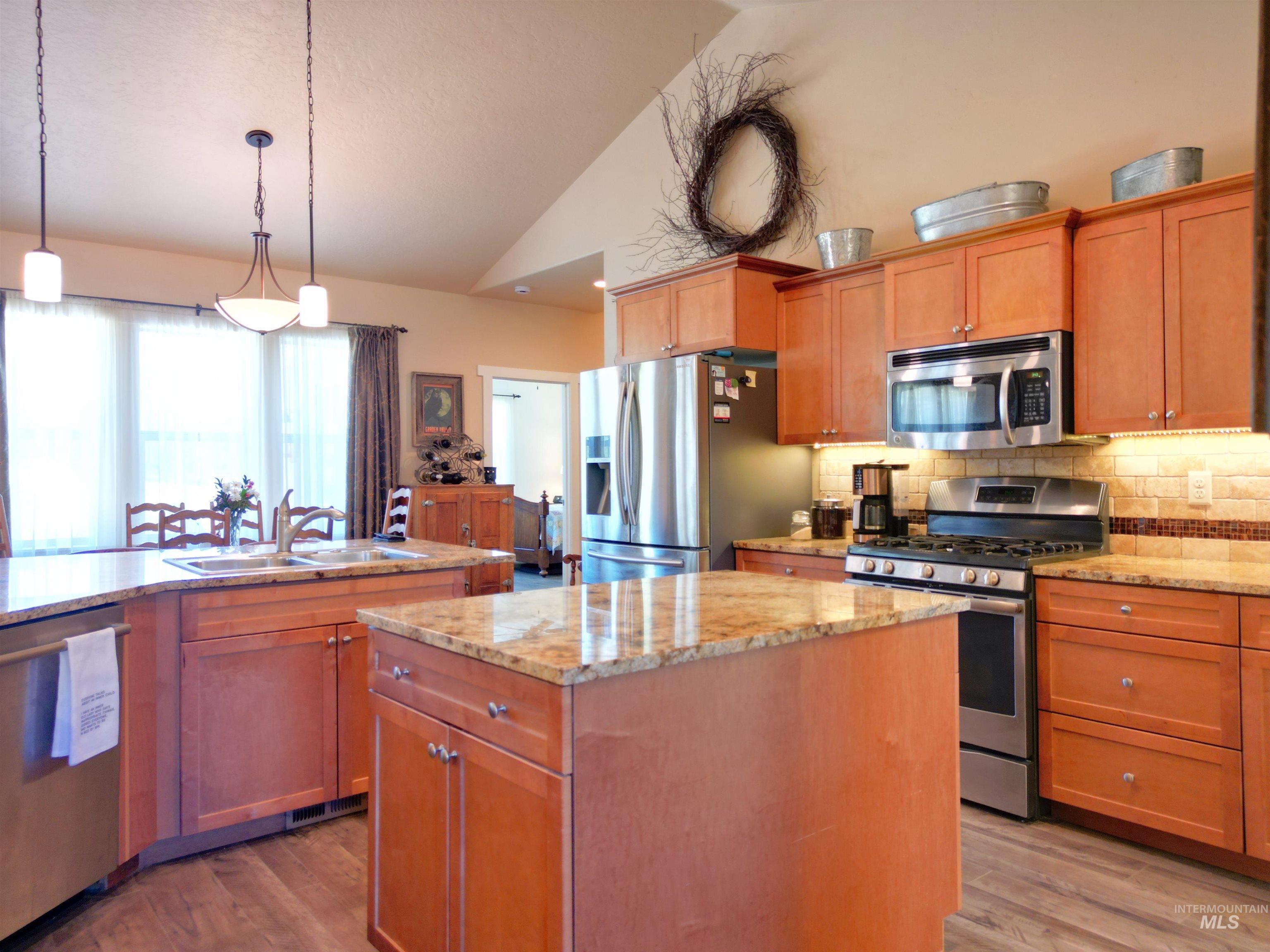 73 River Ranch Rd., Garden Valley, Idaho 83622, 3 Bedrooms, 3.5 Bathrooms, Residential For Sale, Price $1,200,000, 98987542